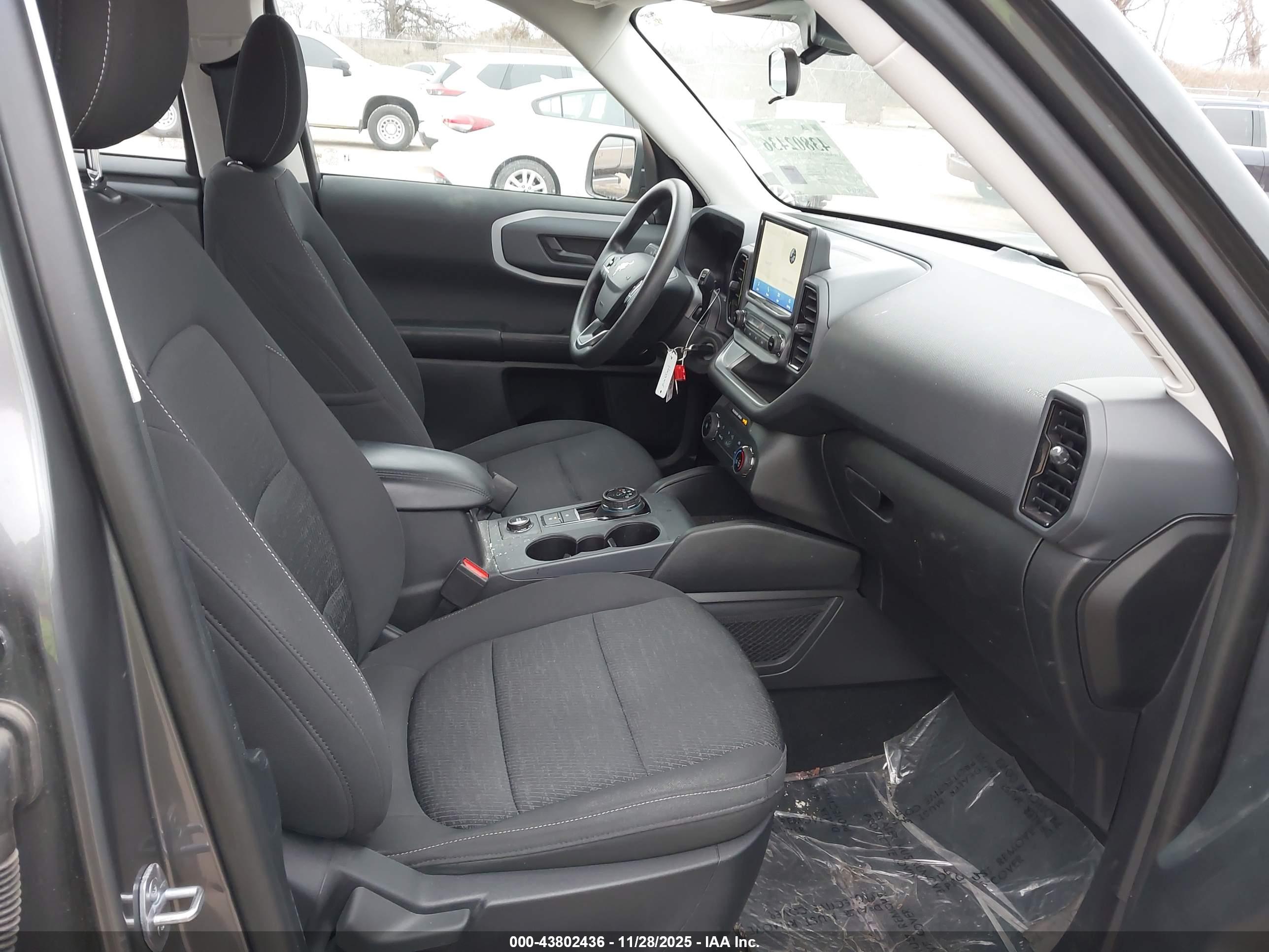FORD BRONCO image 5