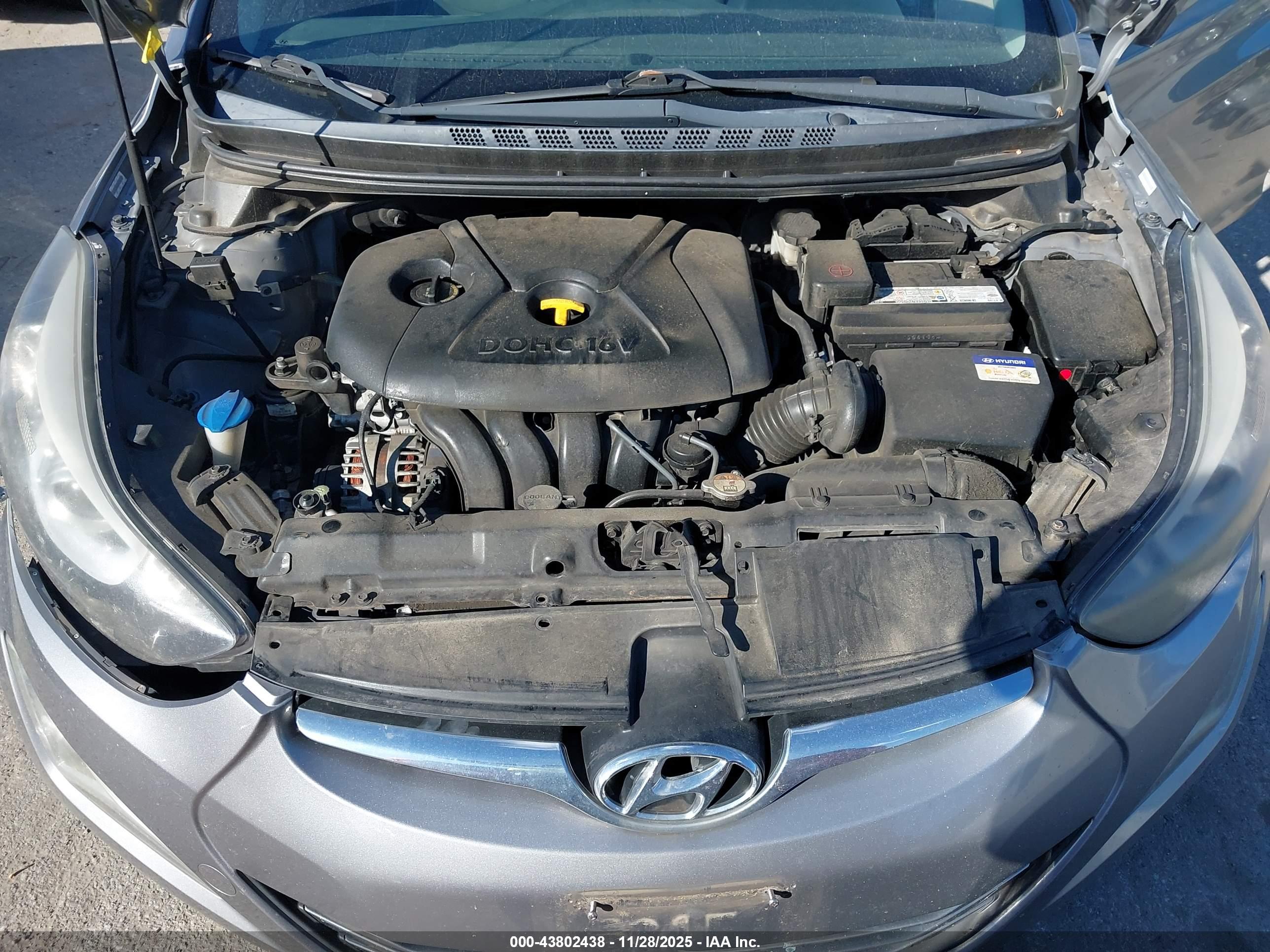 HYUNDAI ELANTRA image 10