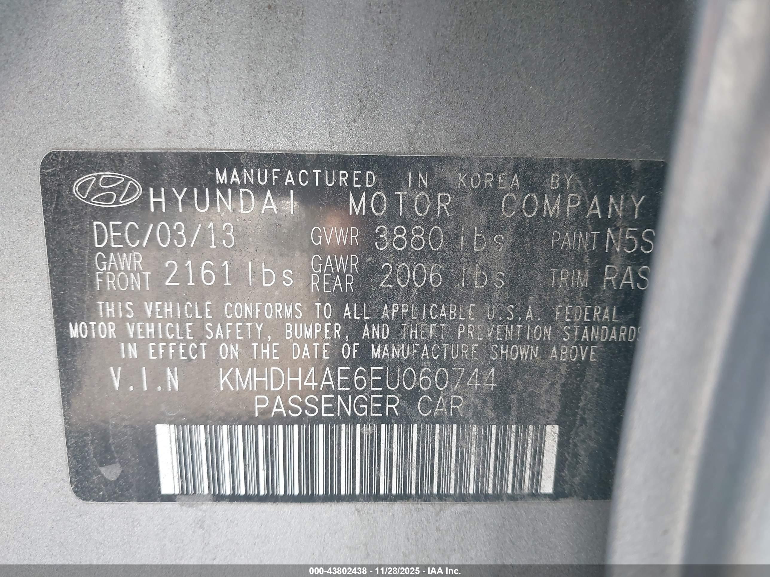 HYUNDAI ELANTRA image 9