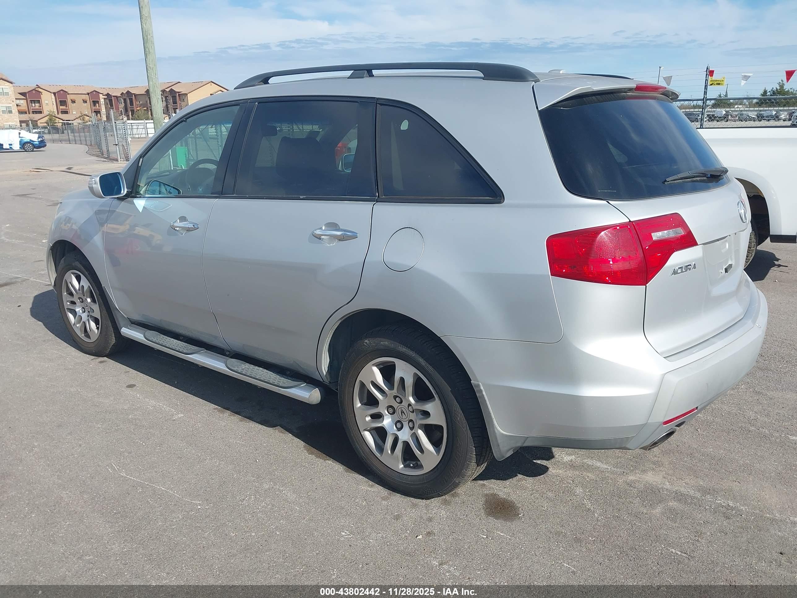 ACURA MDX image 3
