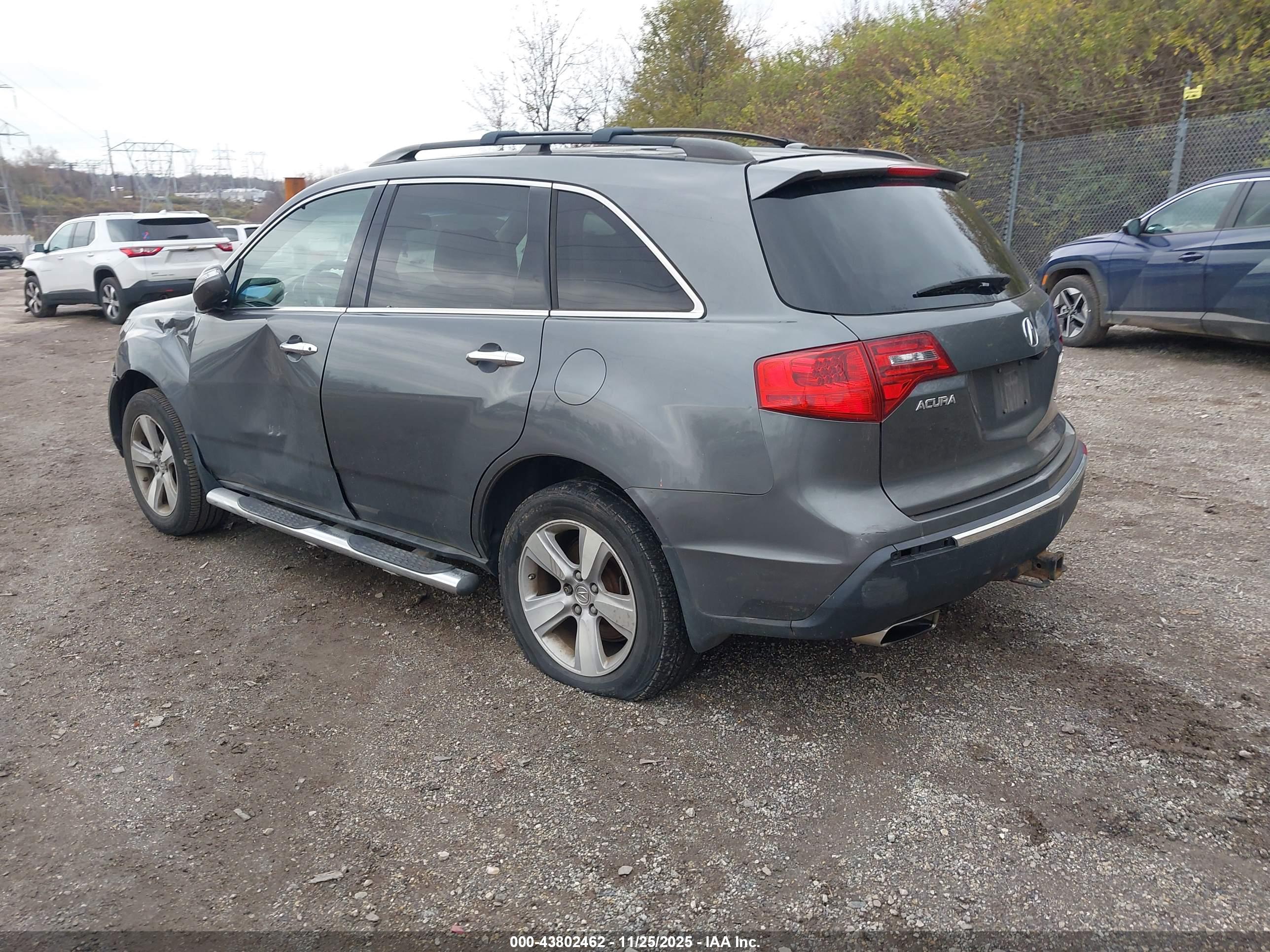 ACURA MDX image 3