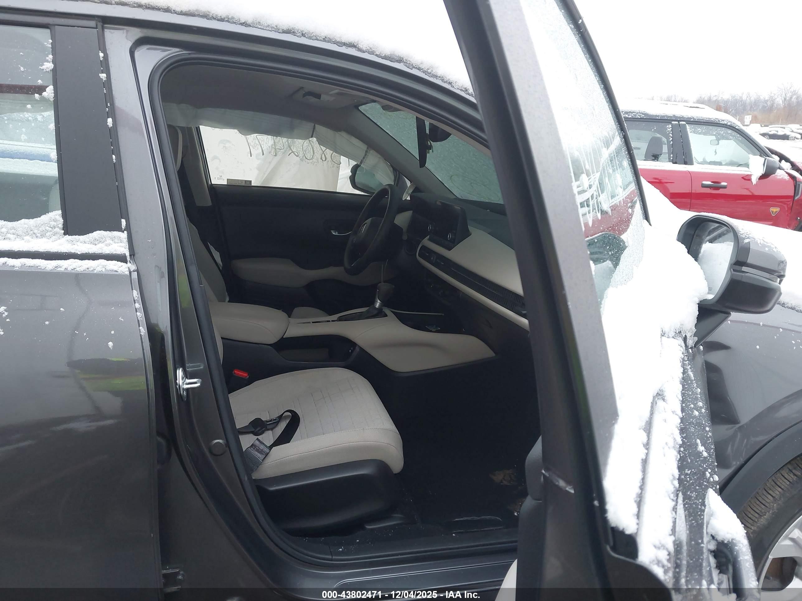 HONDA HR-V image 5