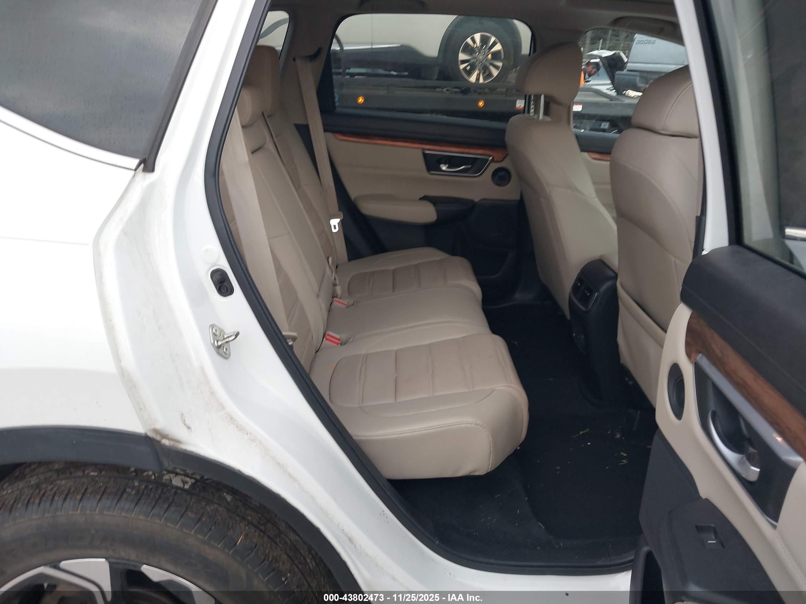HONDA CR-V image 8