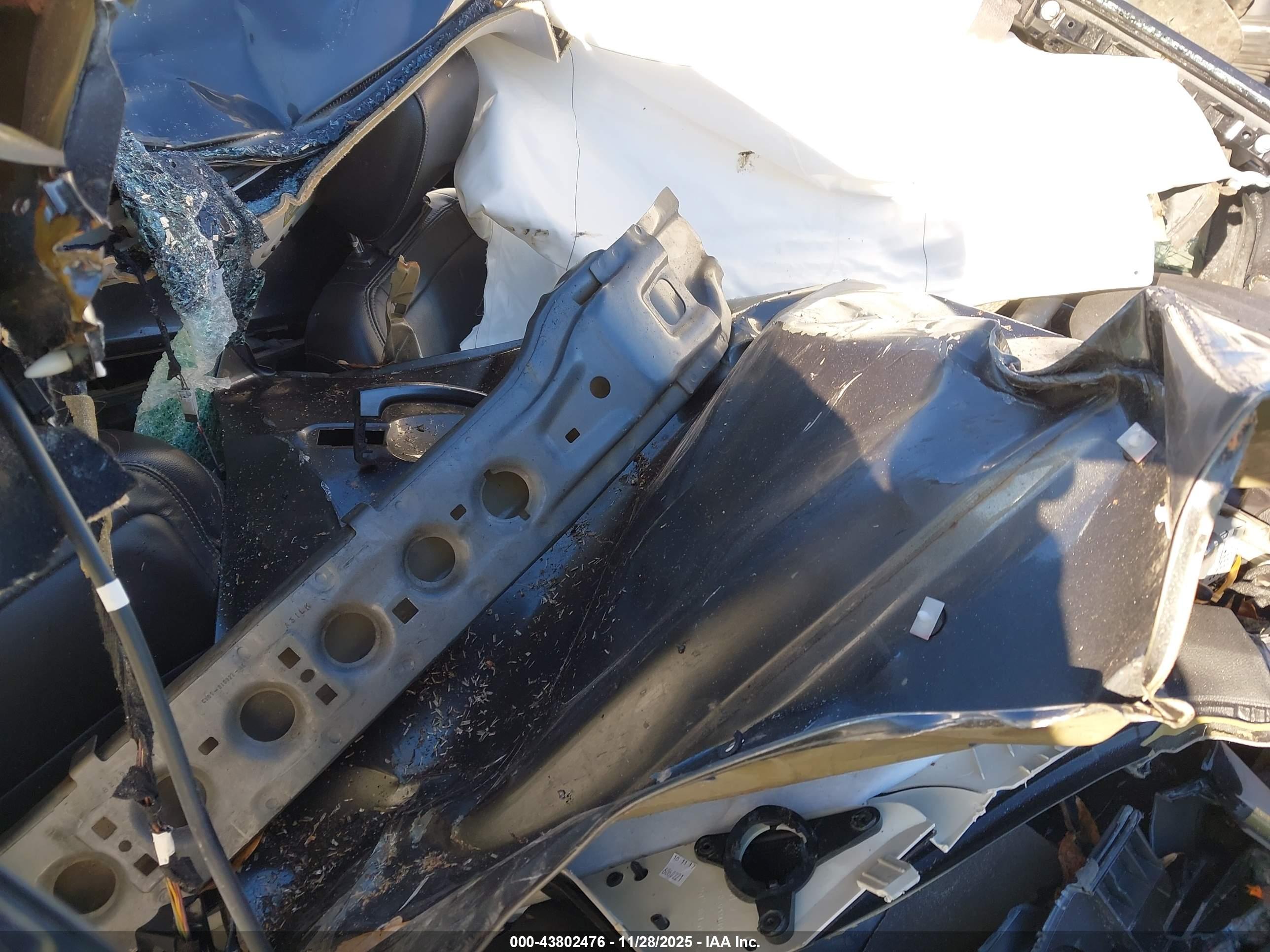 FORD ESCAPE image 5