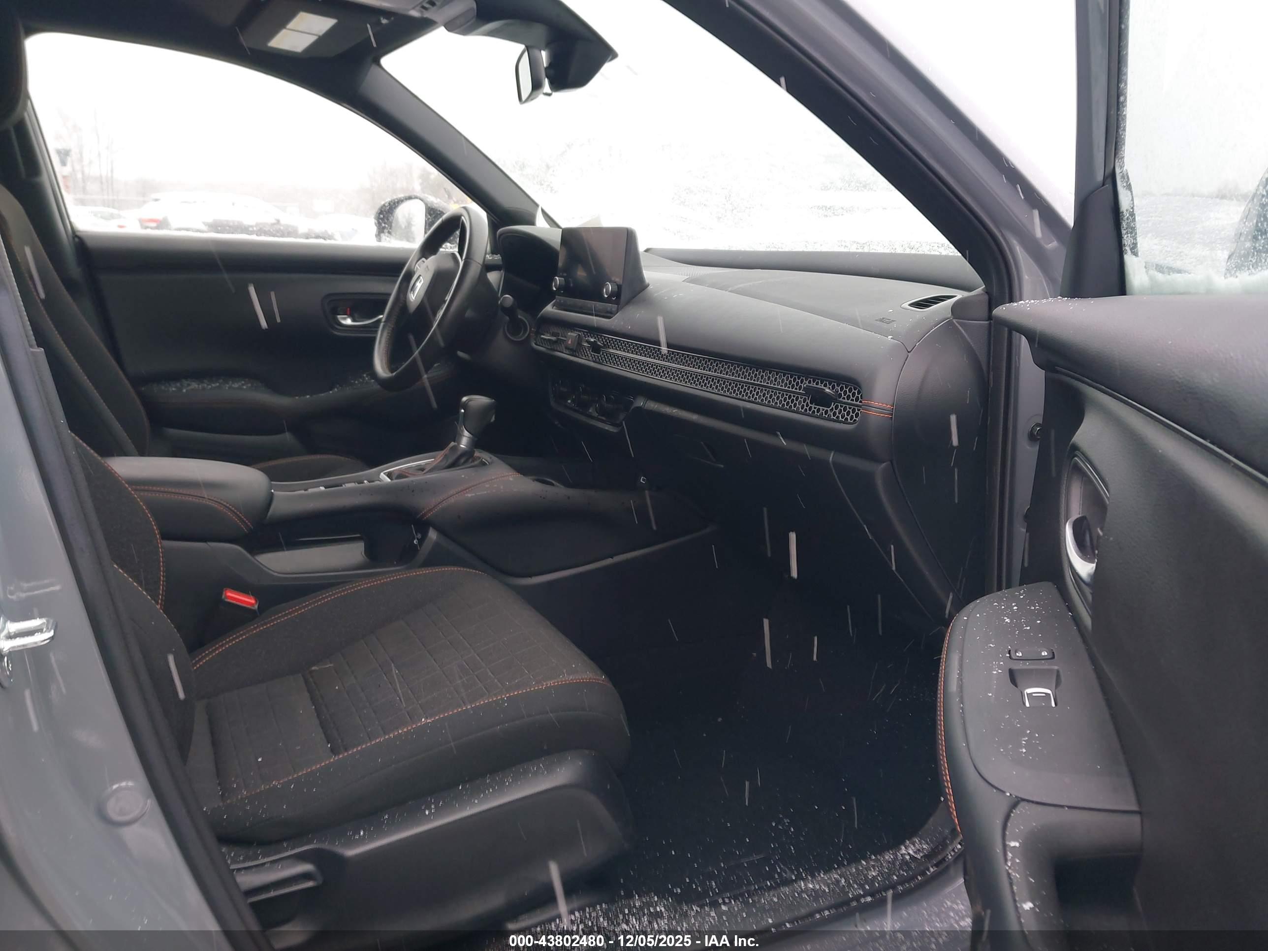HONDA HR-V image 5