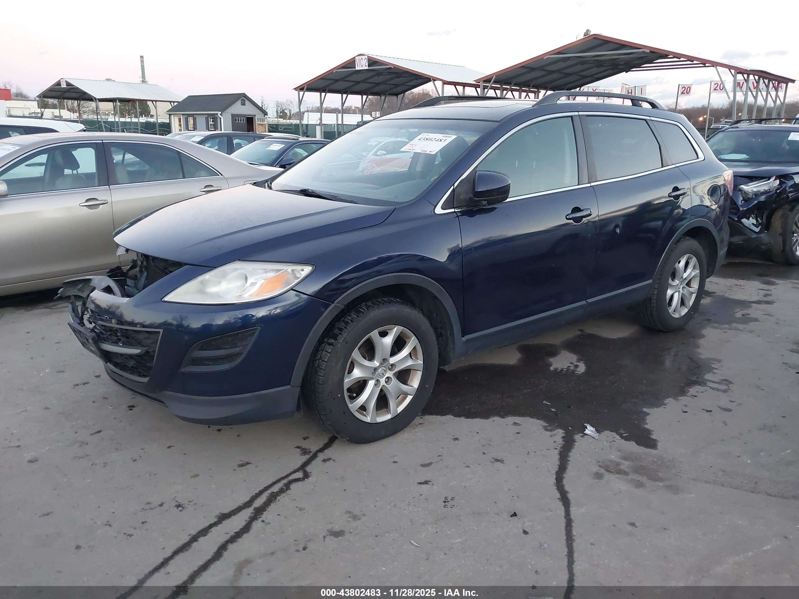 MAZDA CX-9 image 2