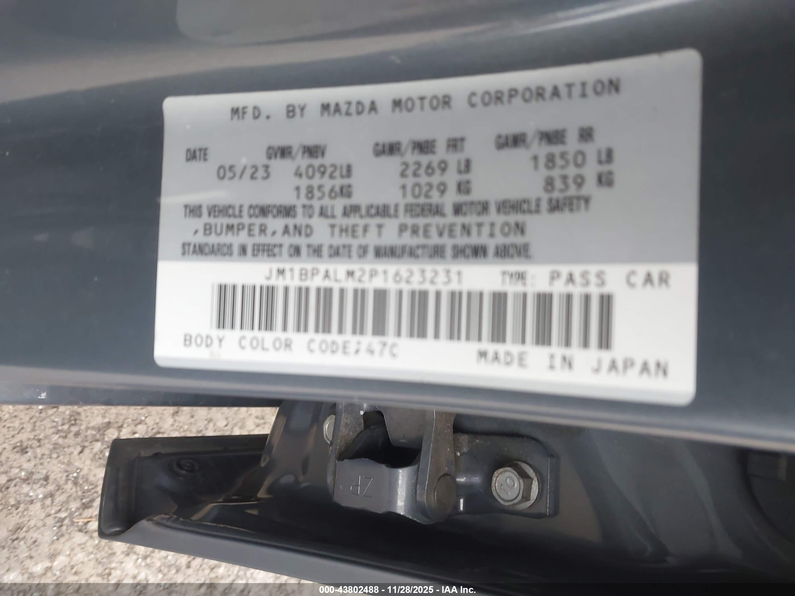 MAZDA MAZDA3 image 9