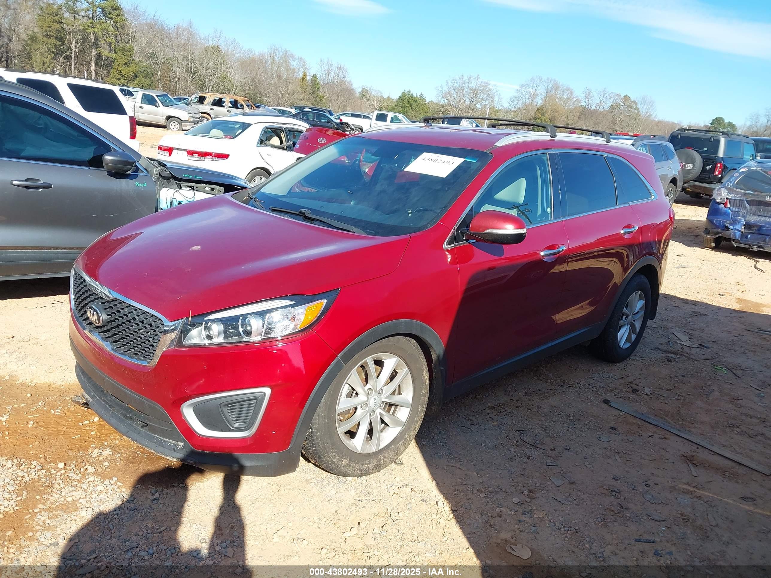 KIA SORENTO image 2