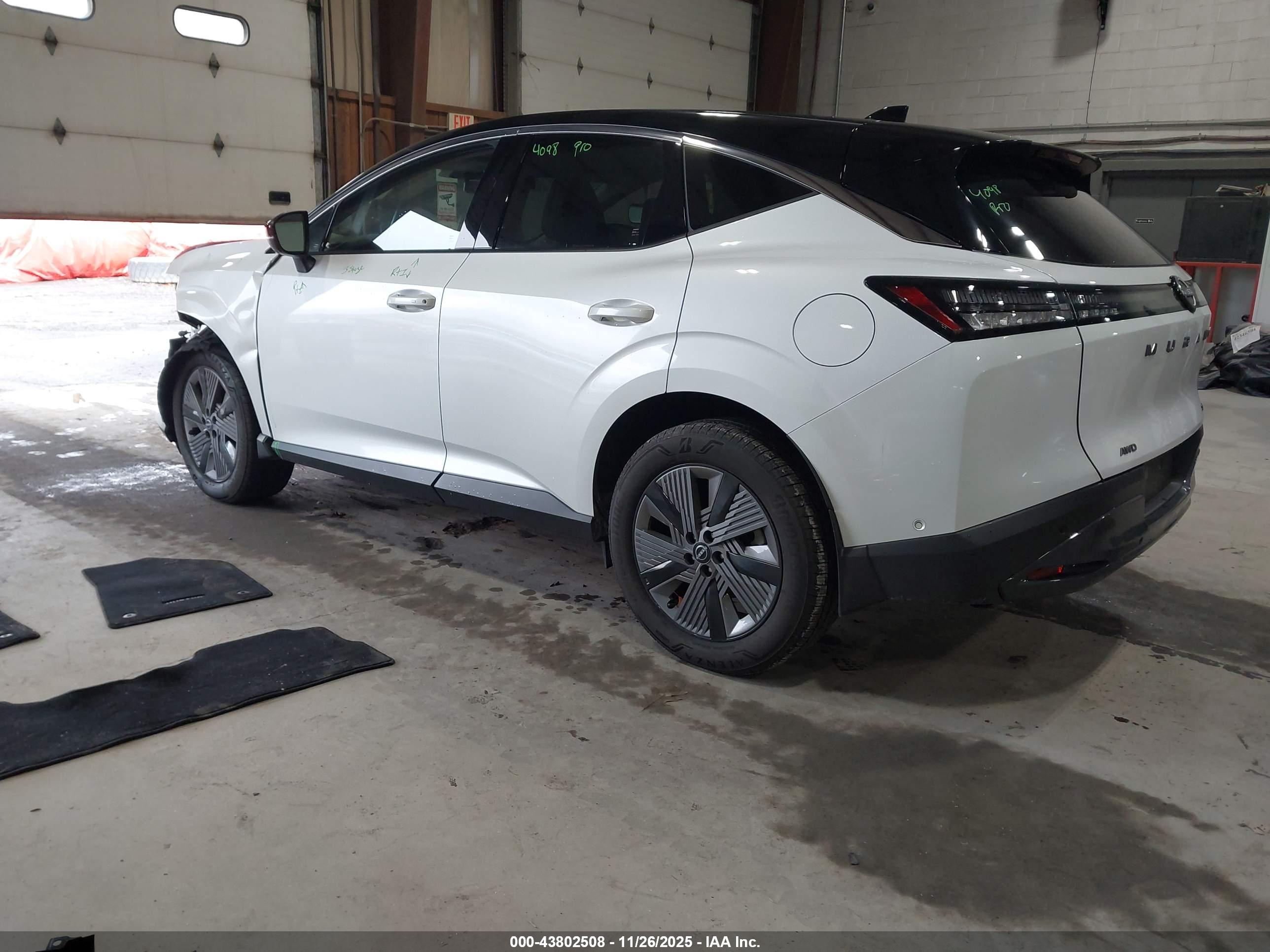 NISSAN MURANO image 3