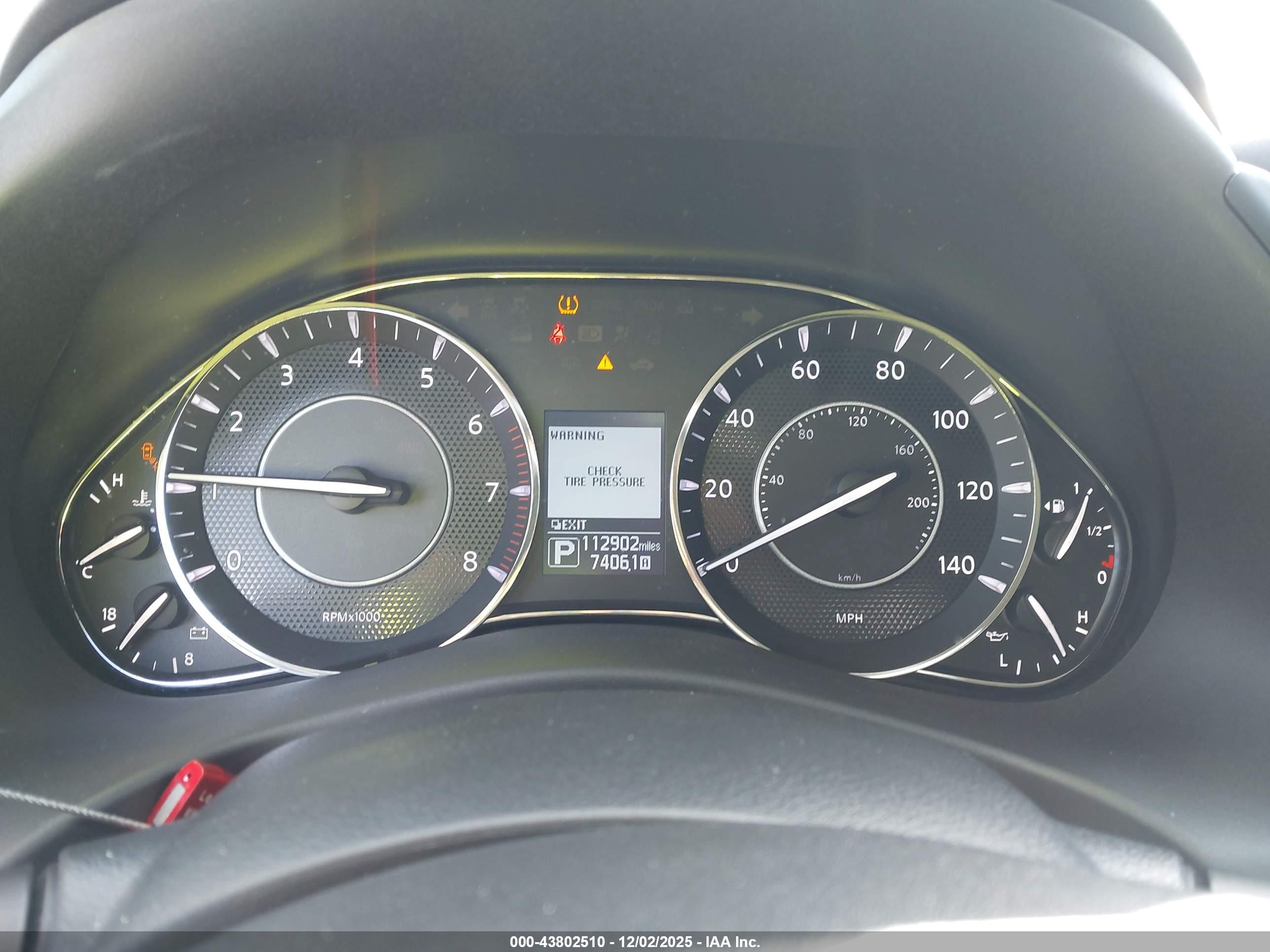 NISSAN ARMADA image 7