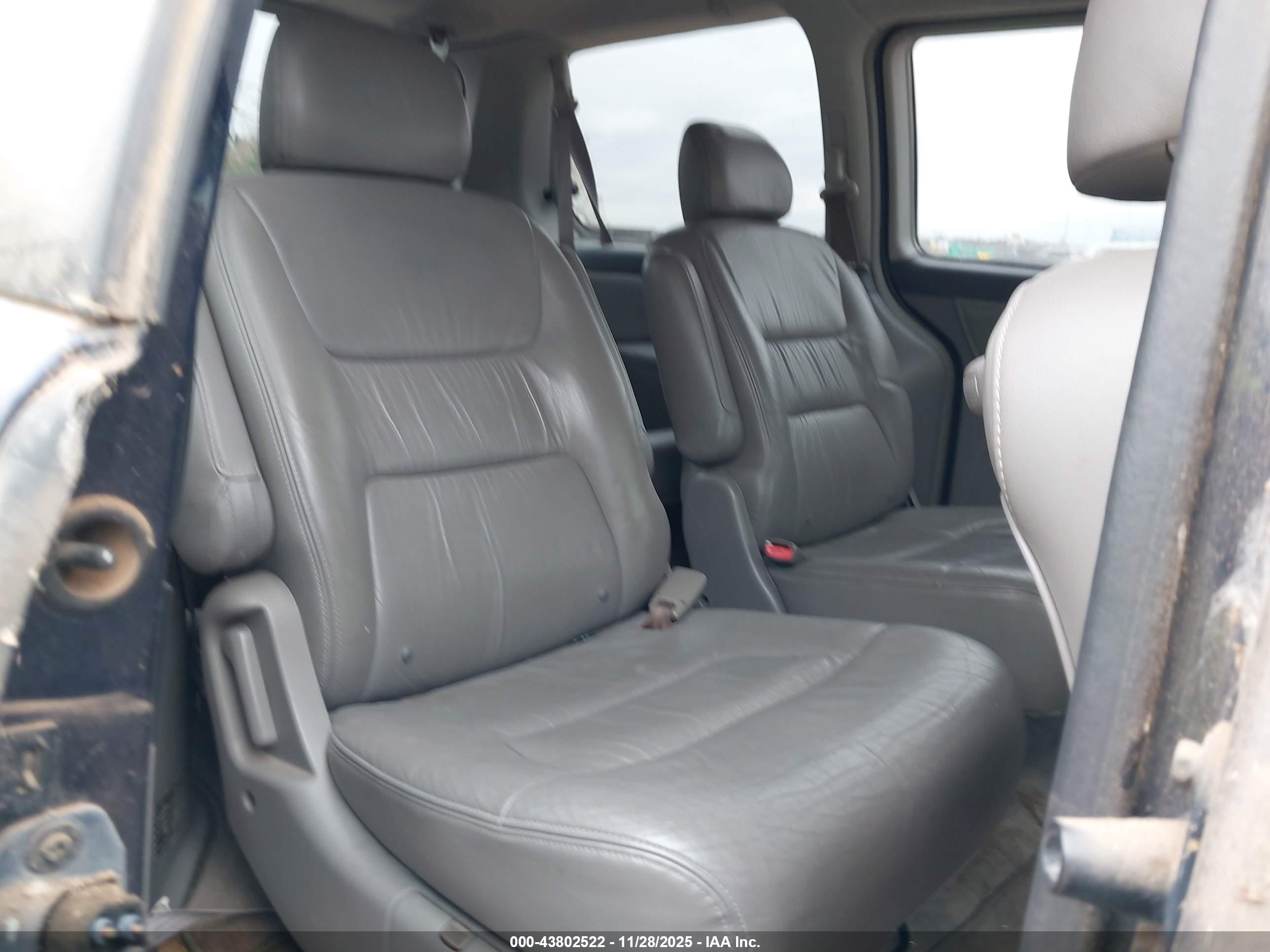 HONDA ODYSSEY image 8