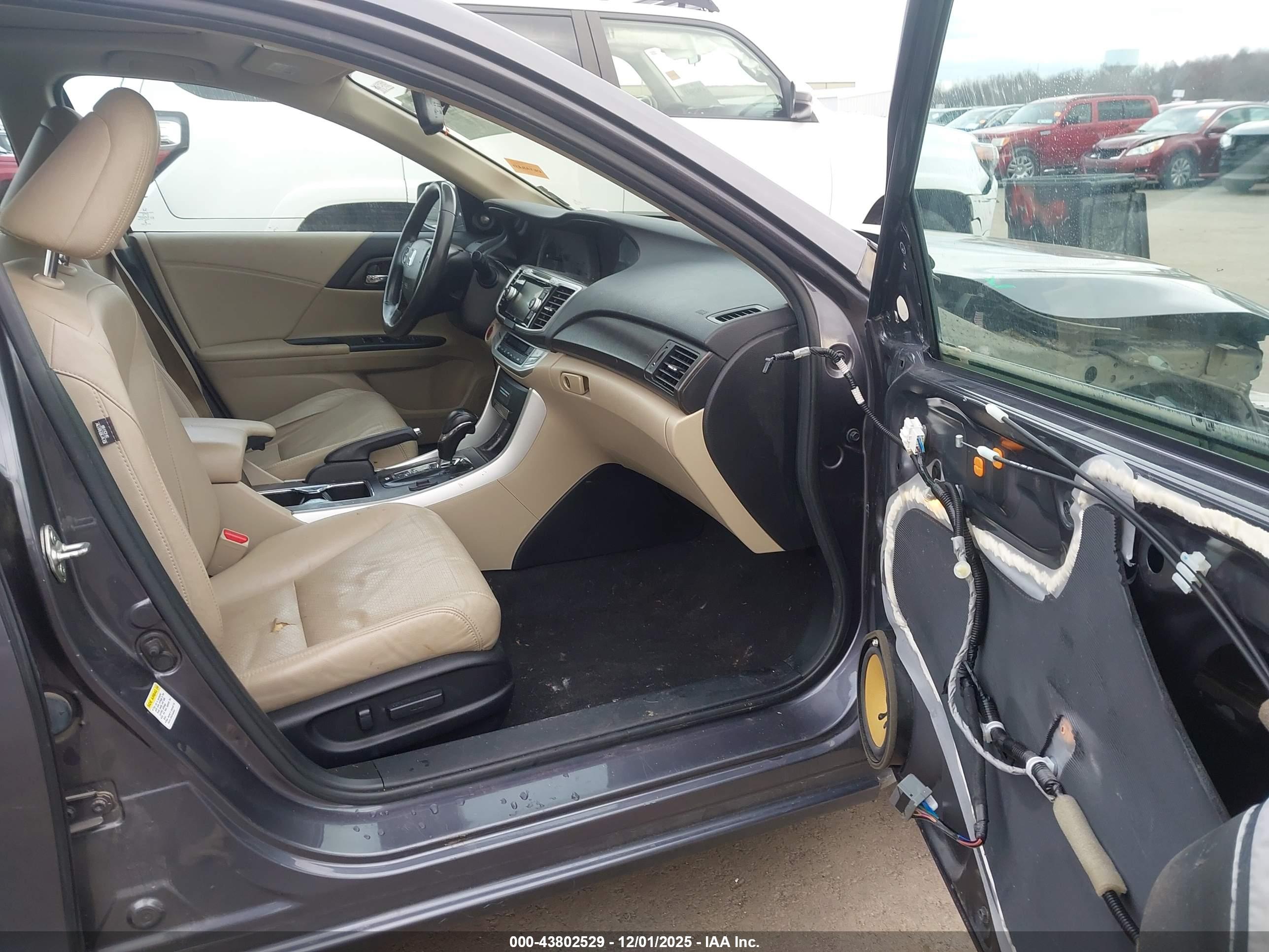 HONDA ACCORD image 5