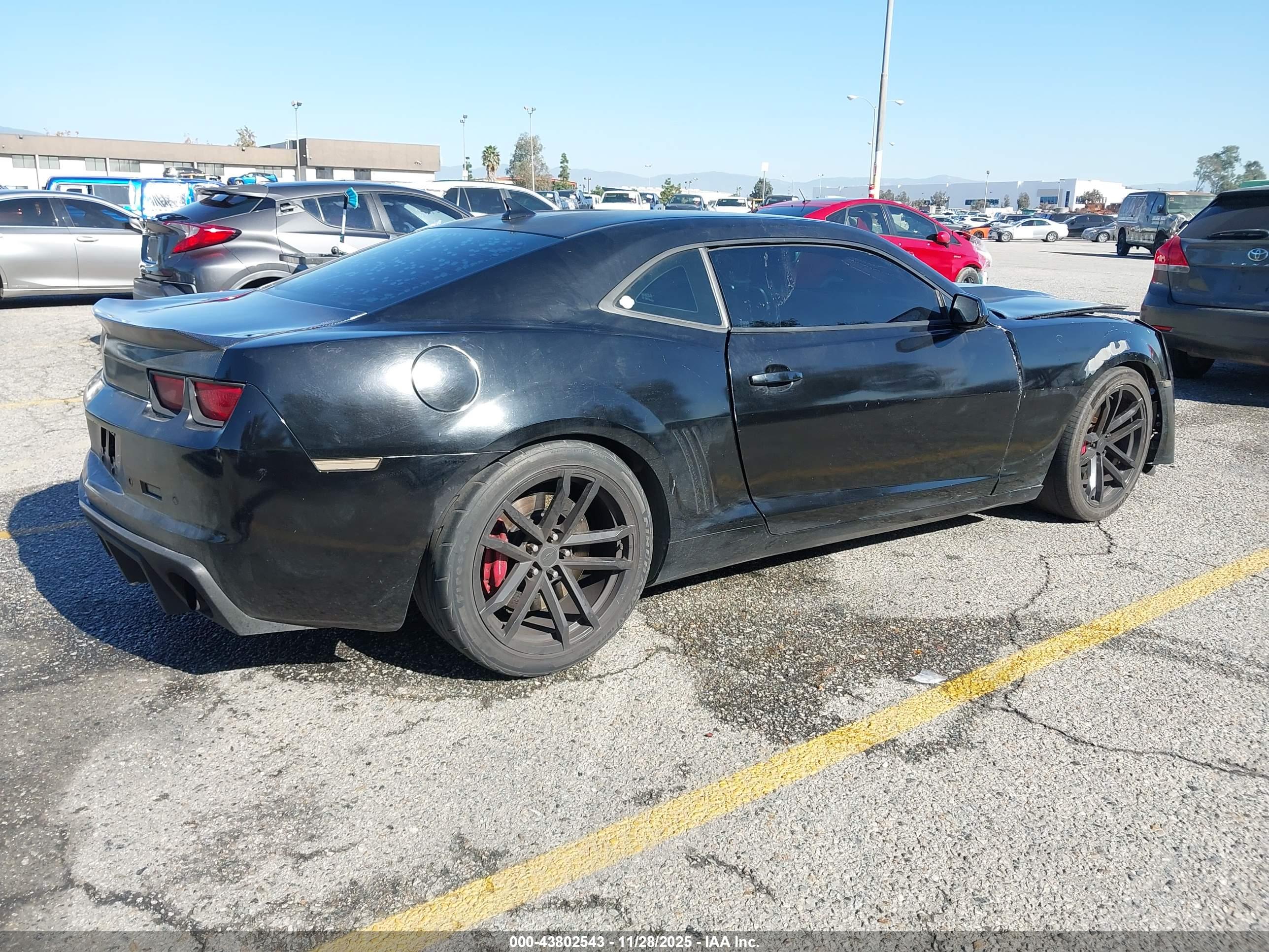 CHEVROLET CAMARO image 4
