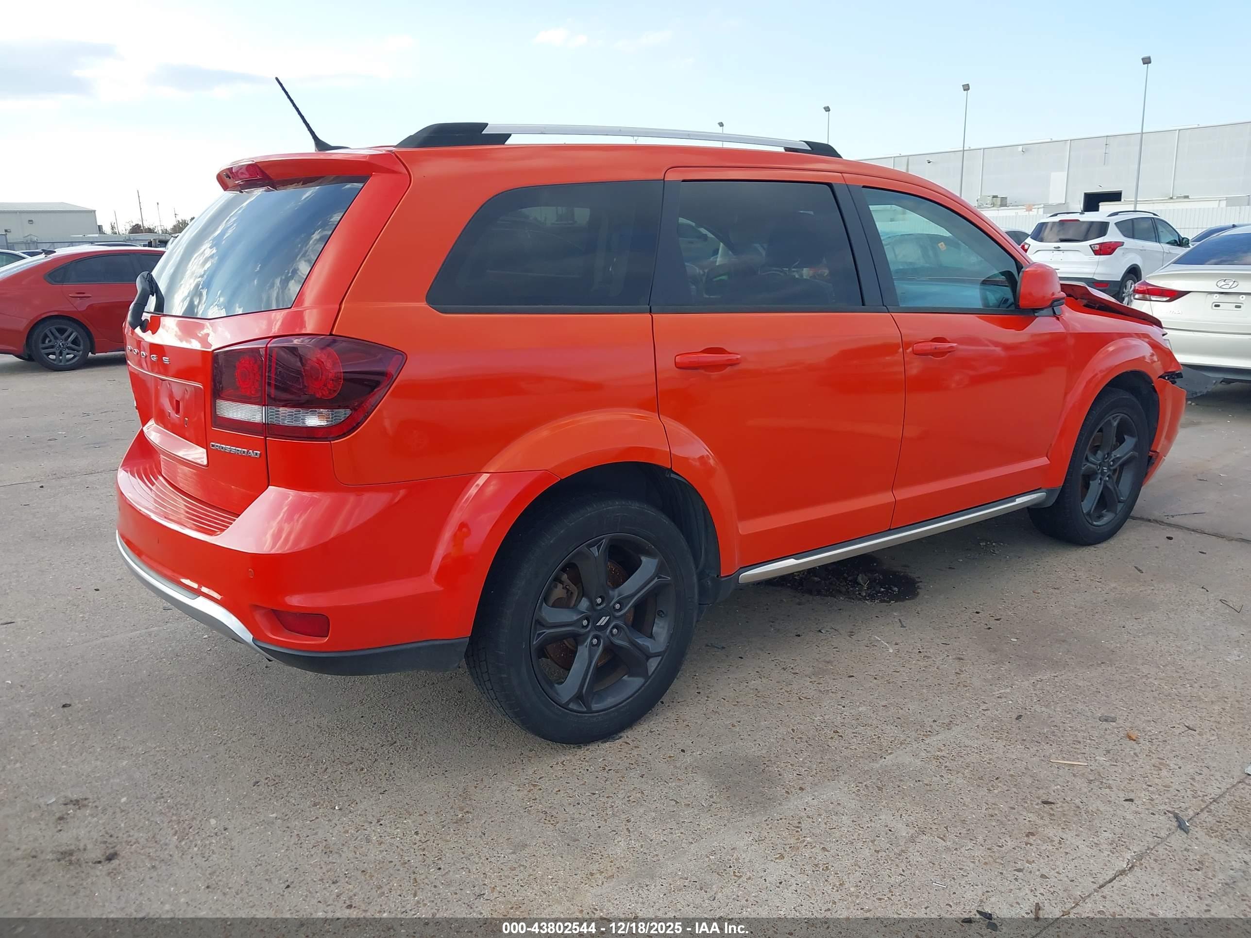 DODGE JOURNEY image 4