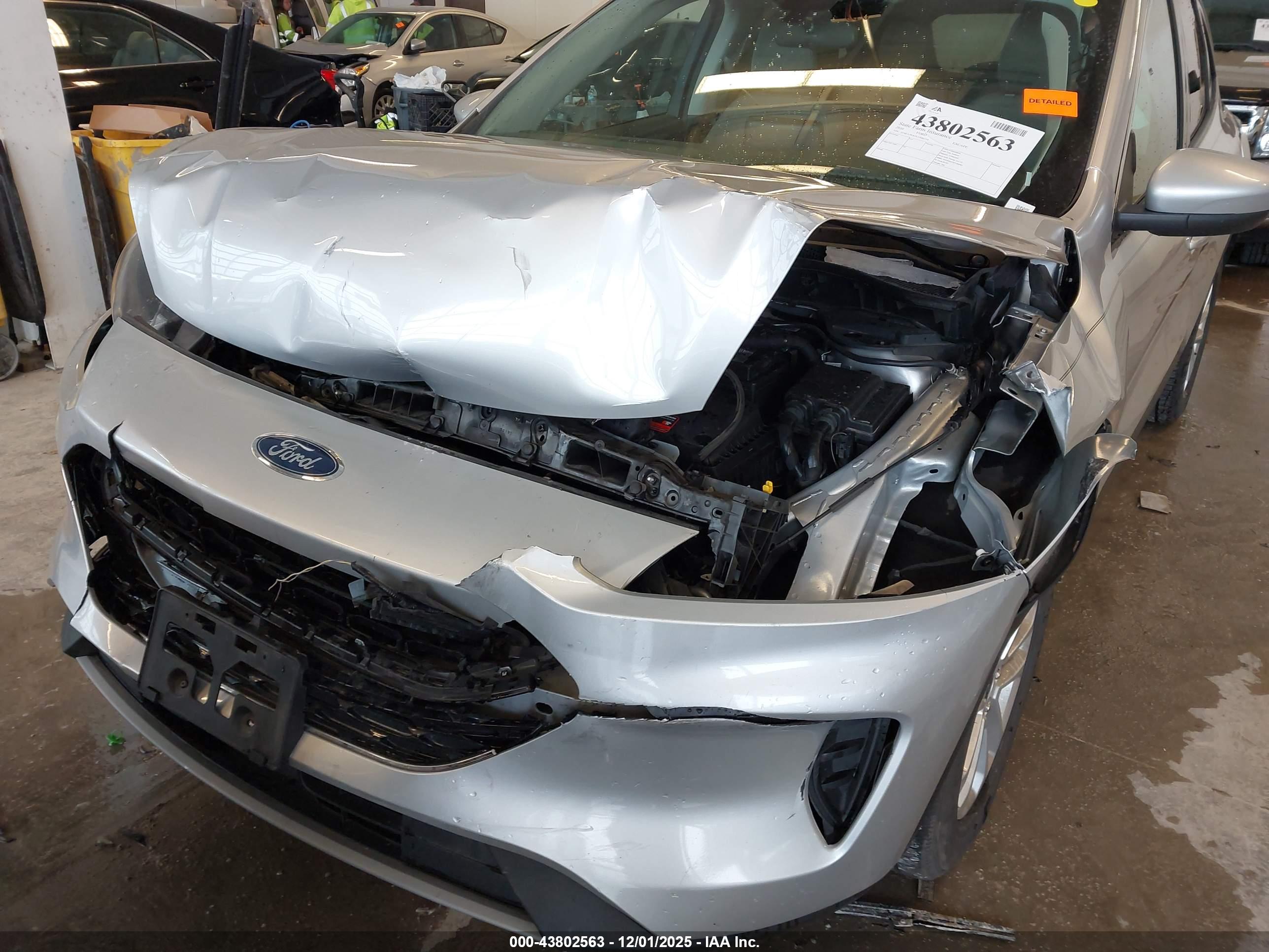 FORD ESCAPE image 6