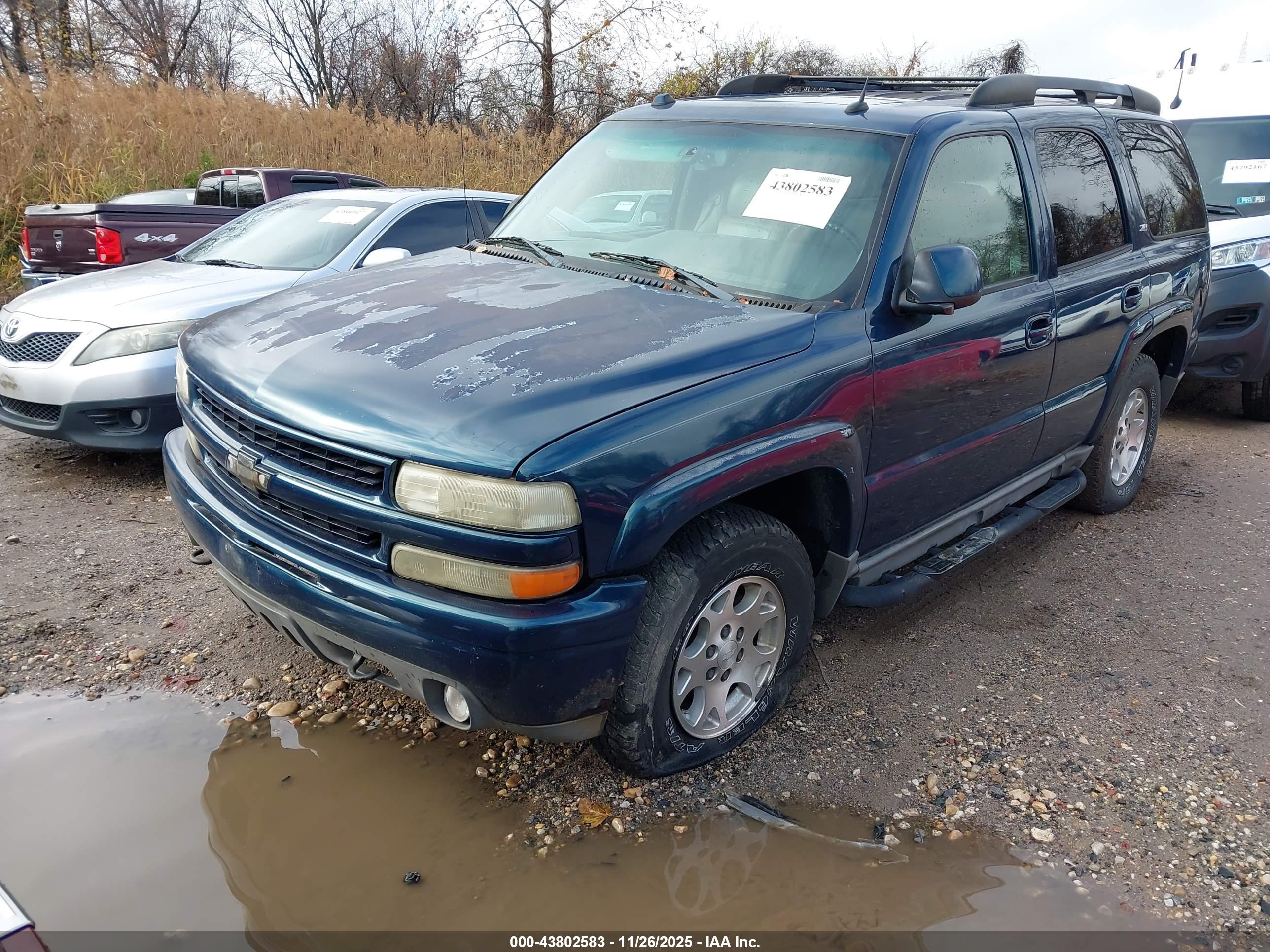 CHEVROLET TAHOE image 2