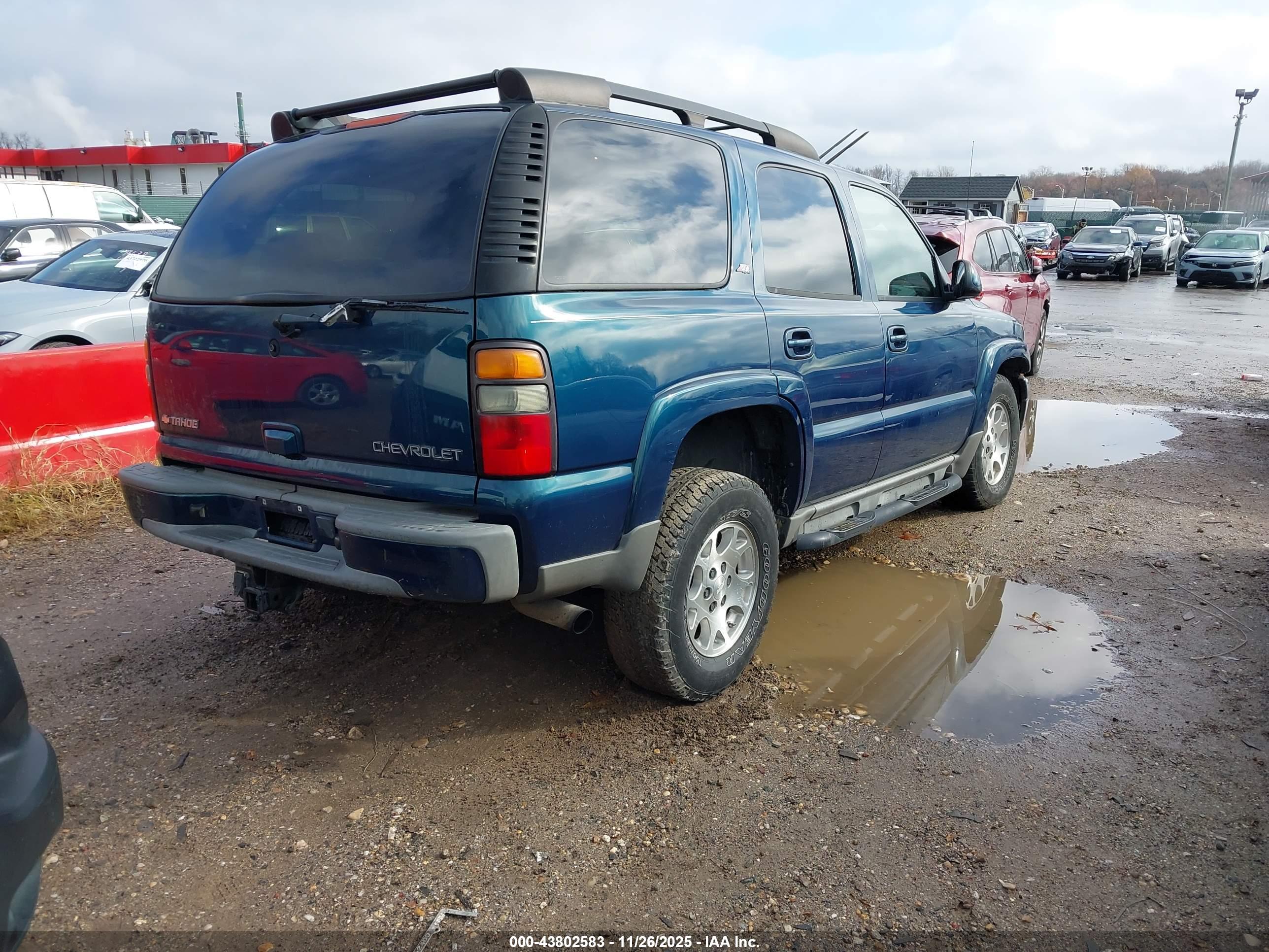 CHEVROLET TAHOE image 4