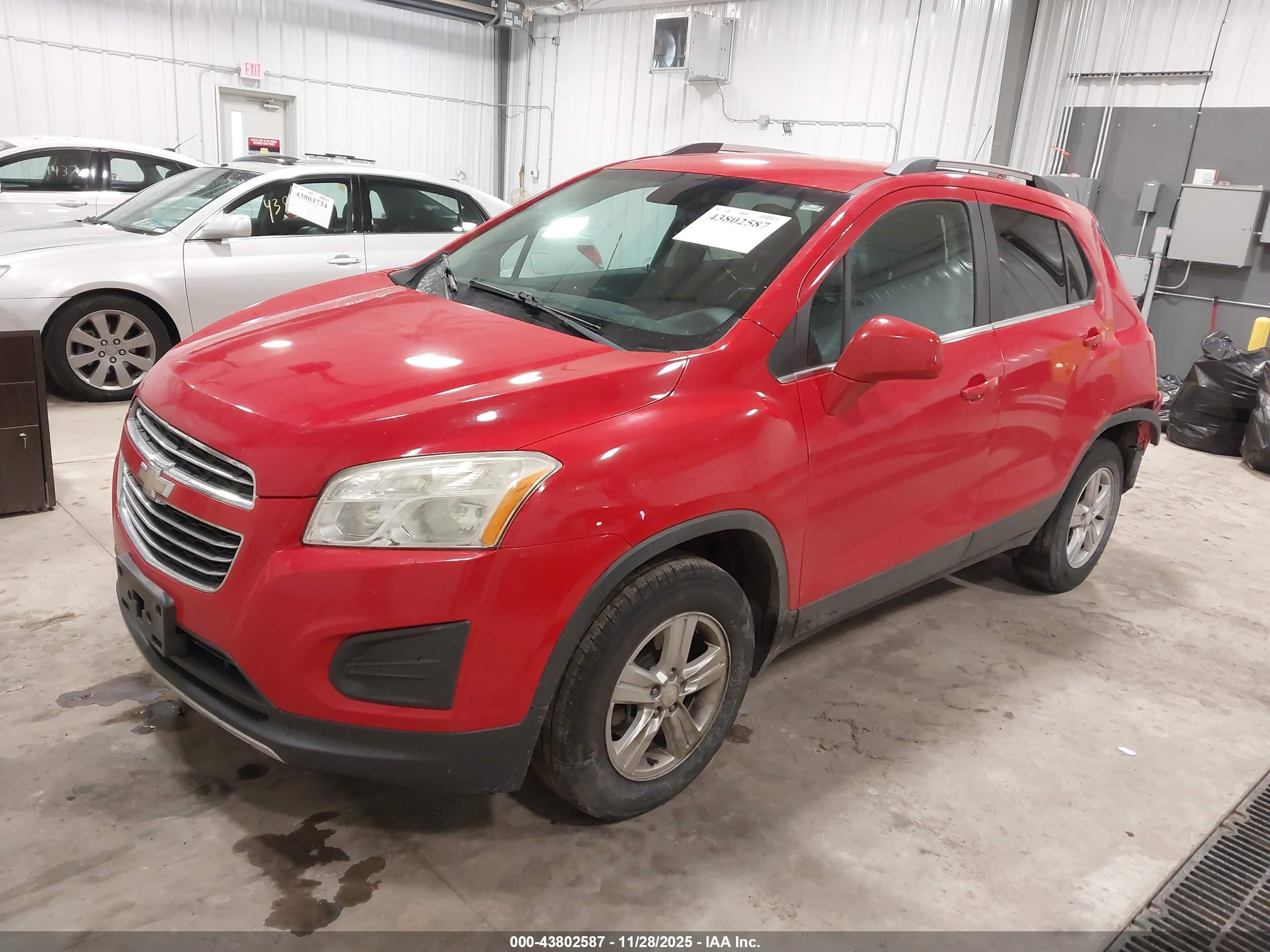CHEVROLET TRAX image 2