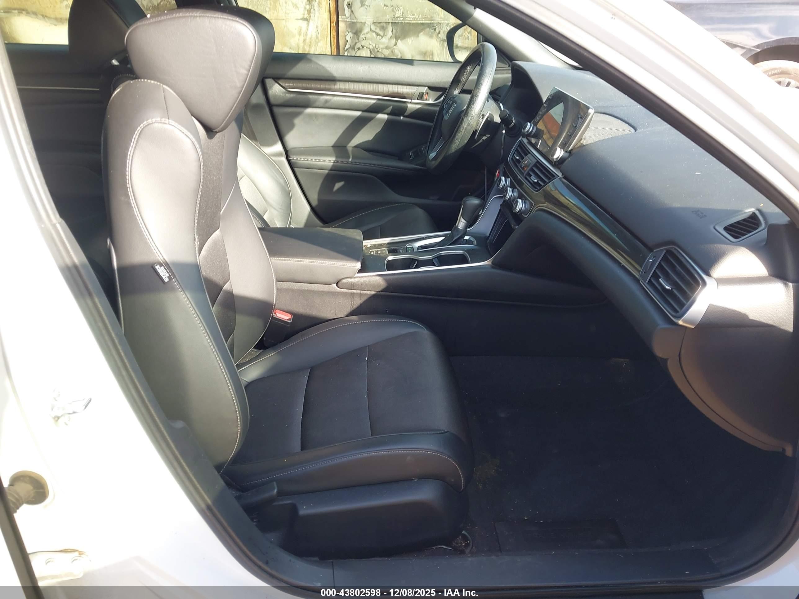 HONDA ACCORD image 5