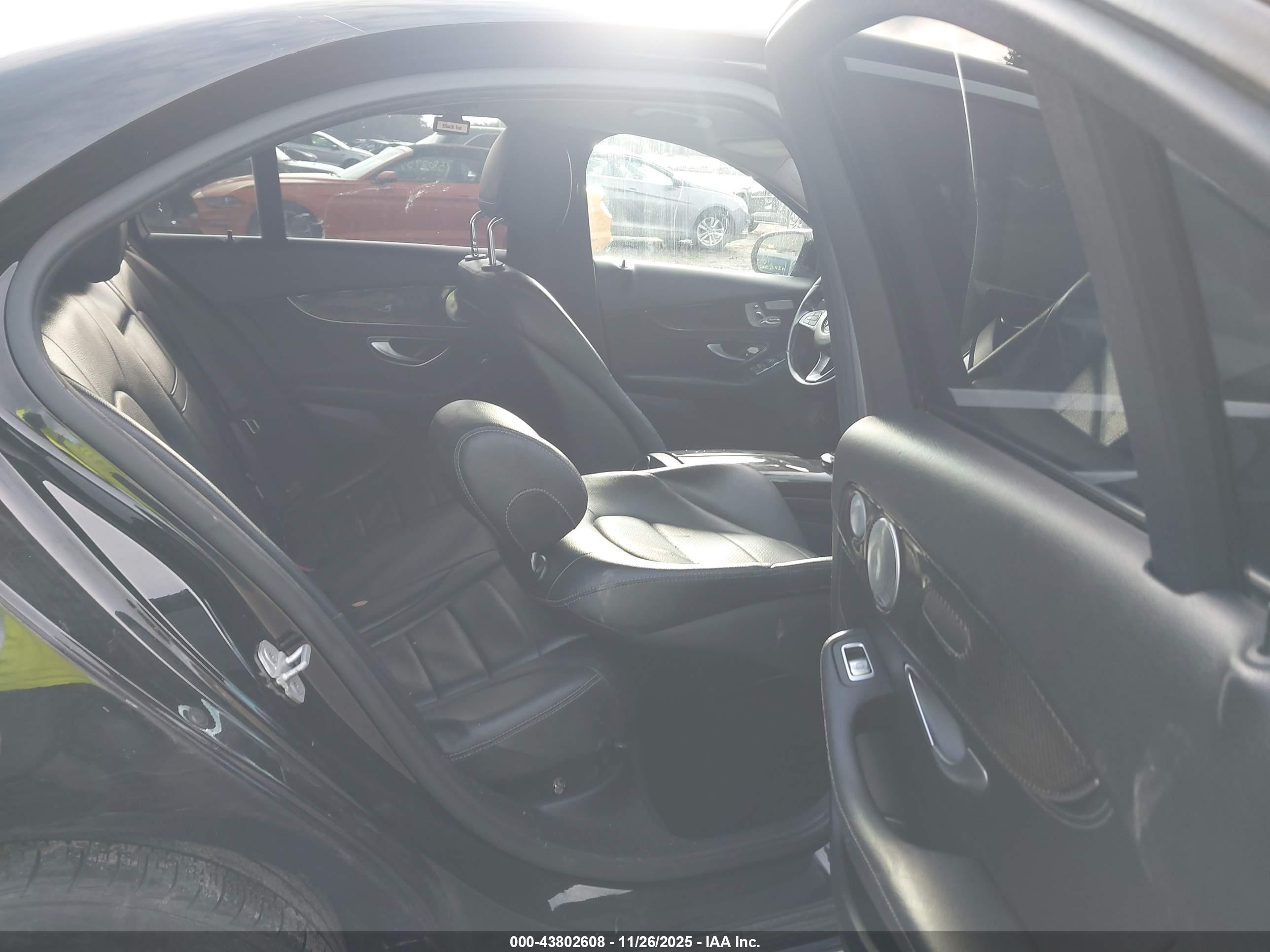 MERCEDES-BENZ C image 8