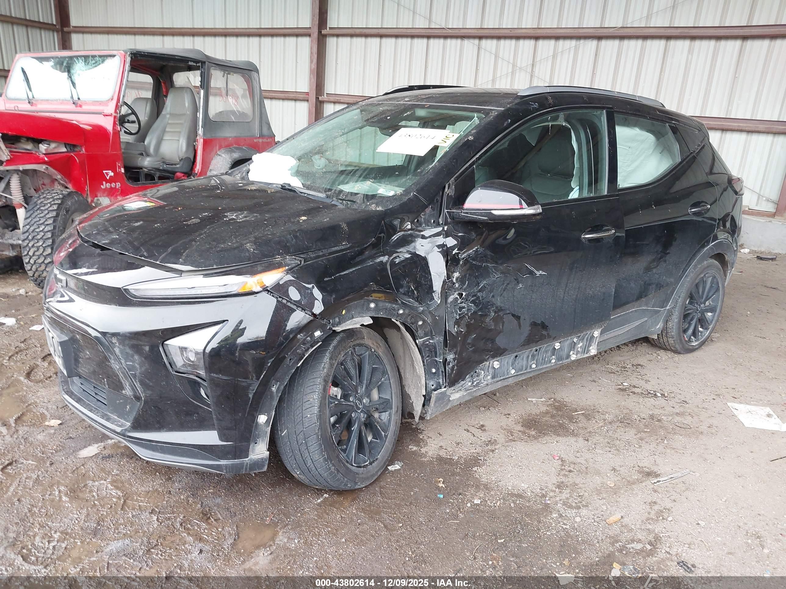 CHEVROLET BOLT image 2