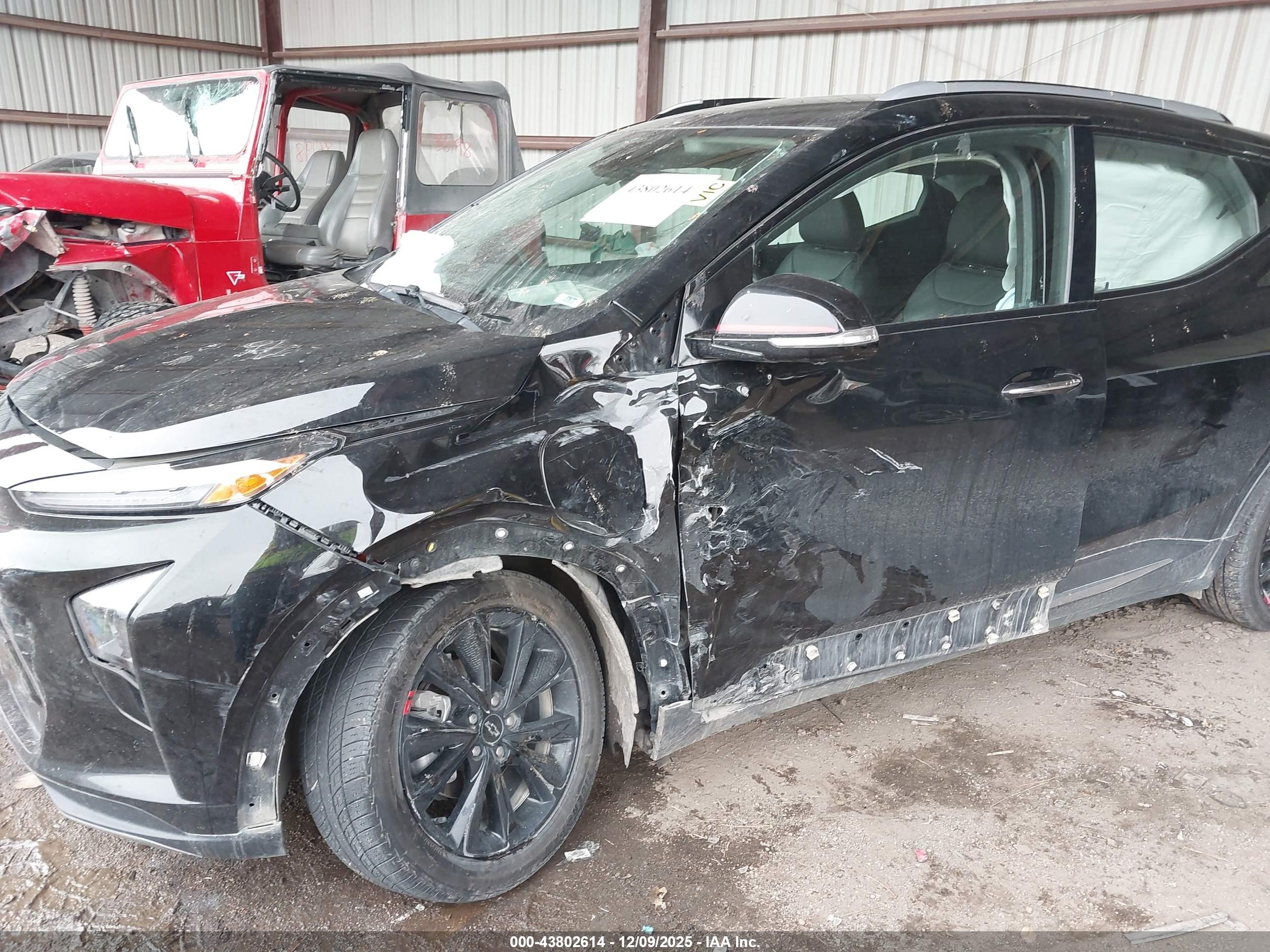 CHEVROLET BOLT image 6