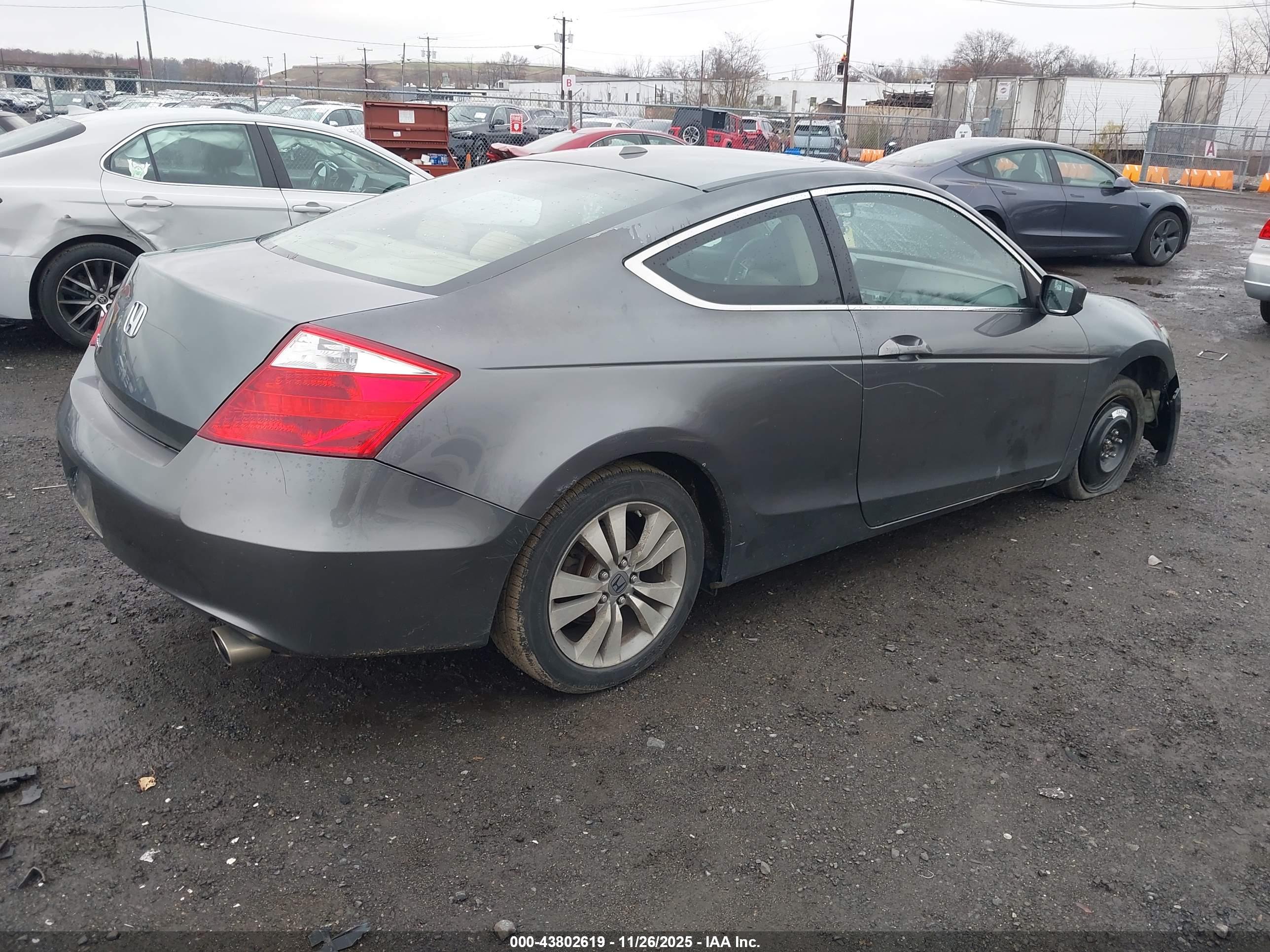 HONDA ACCORD image 4