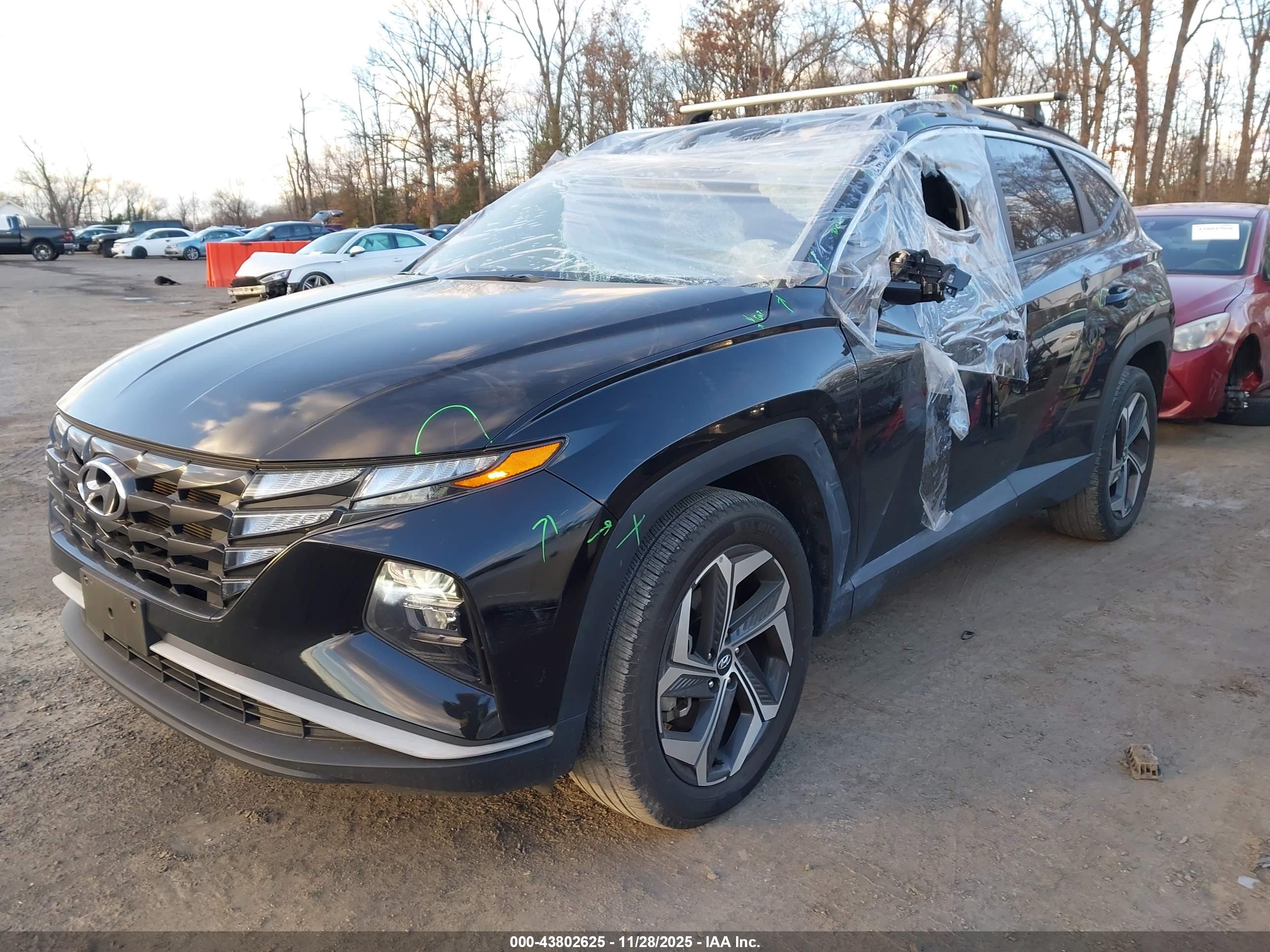 HYUNDAI TUCSON image 2