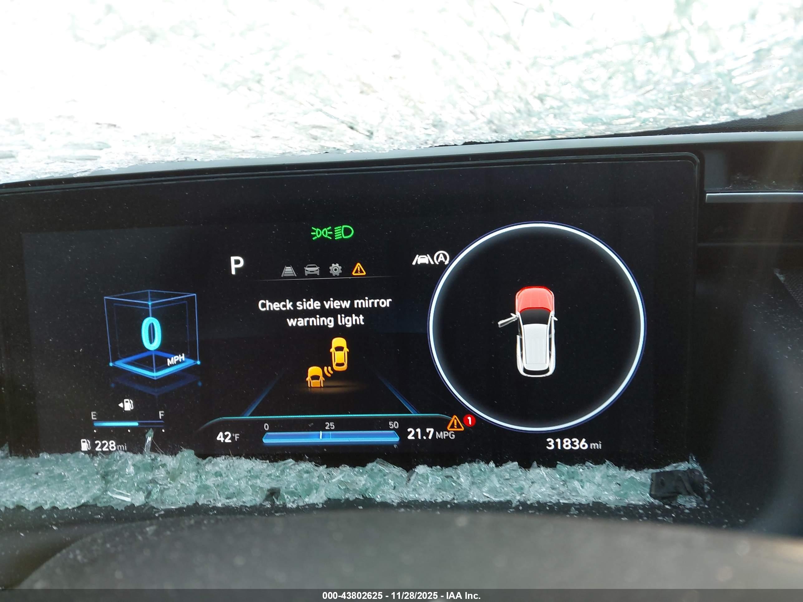 HYUNDAI TUCSON image 7