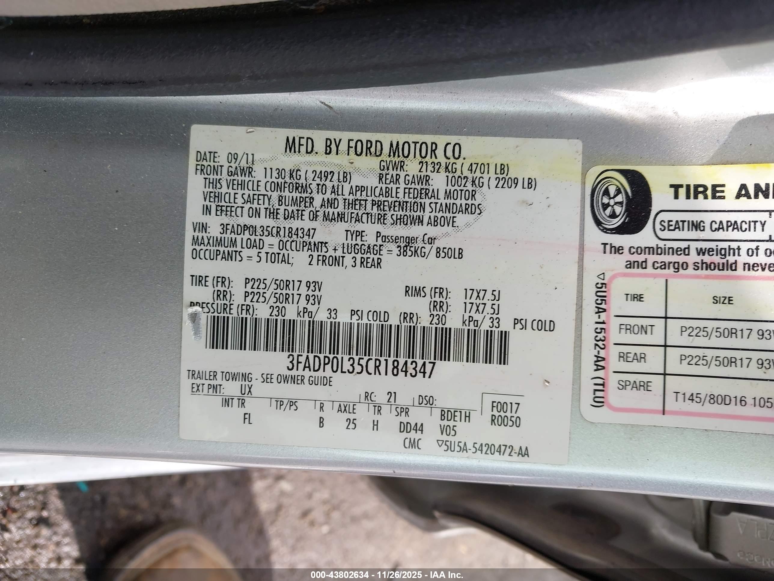 FORD FUSION image 9