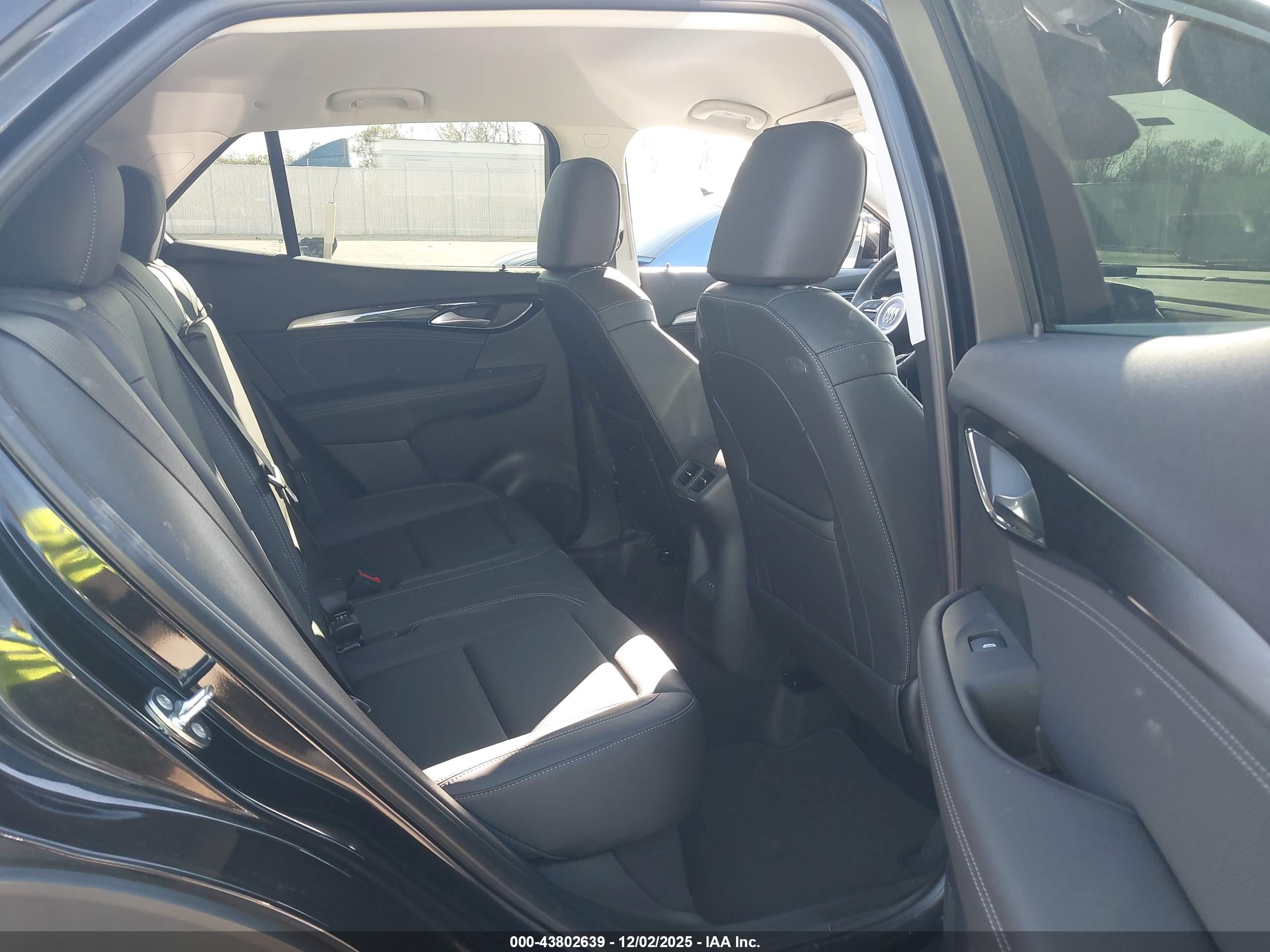 BUICK ENVISION image 8