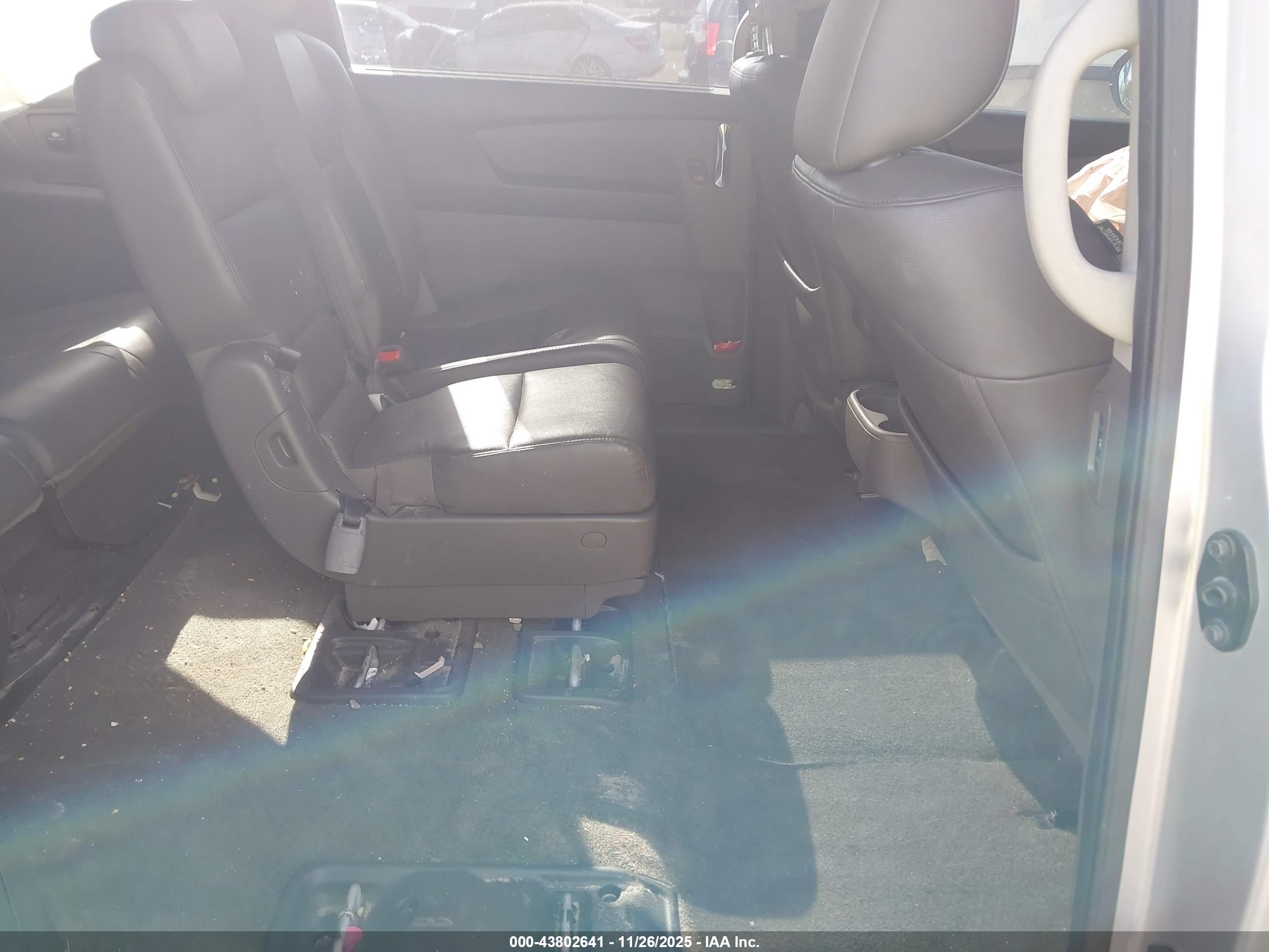 HONDA ODYSSEY image 8