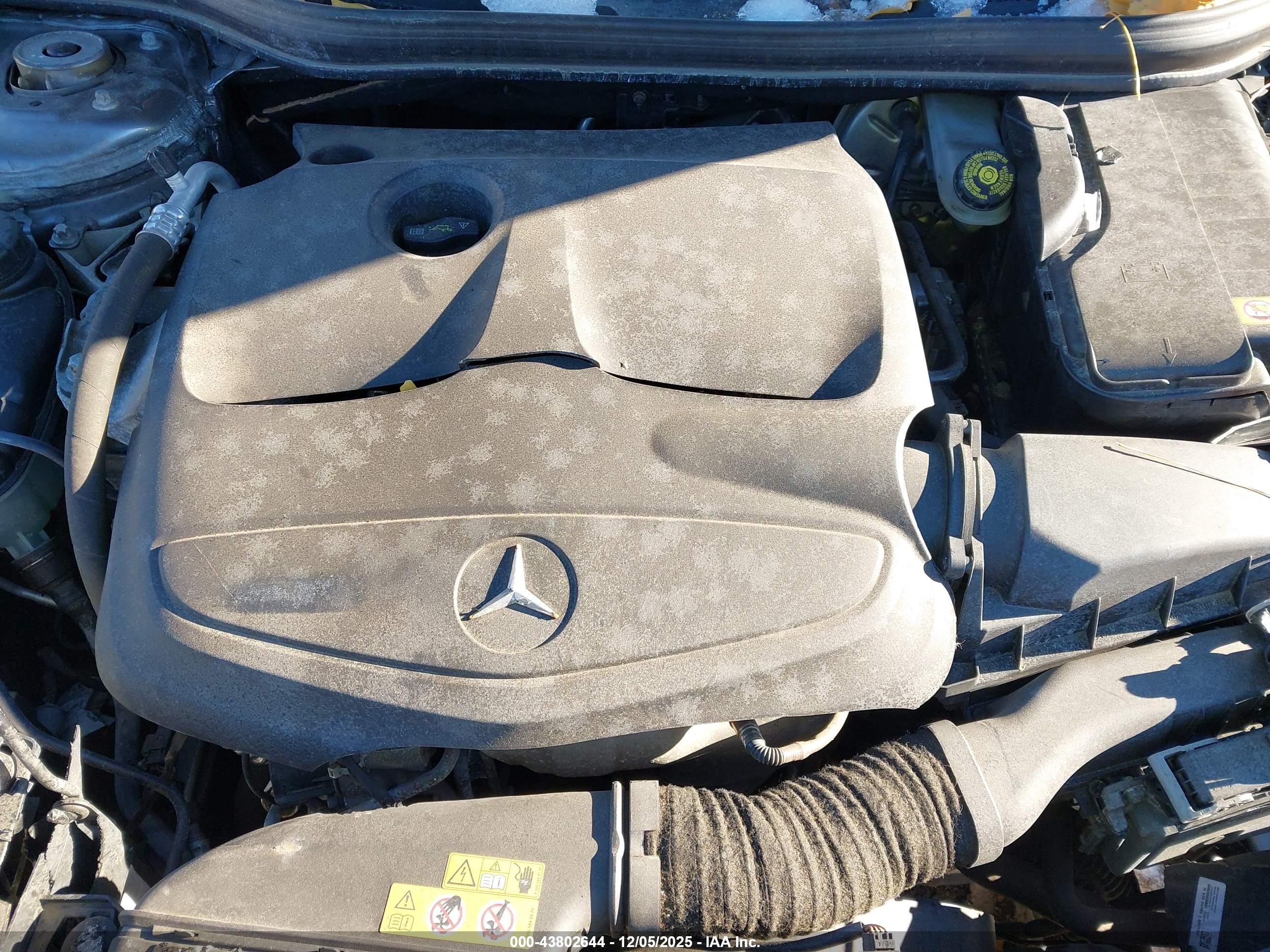 MERCEDES-BENZ CLA image 10