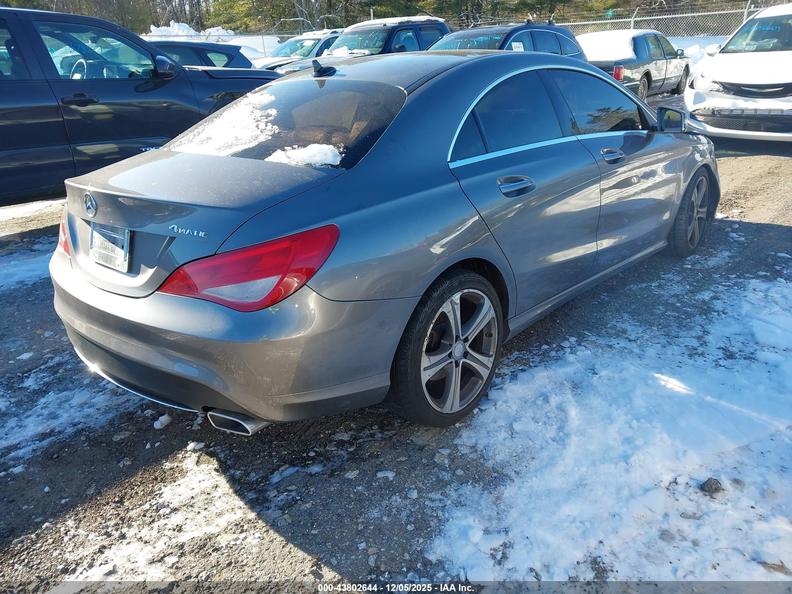 MERCEDES-BENZ CLA image 4