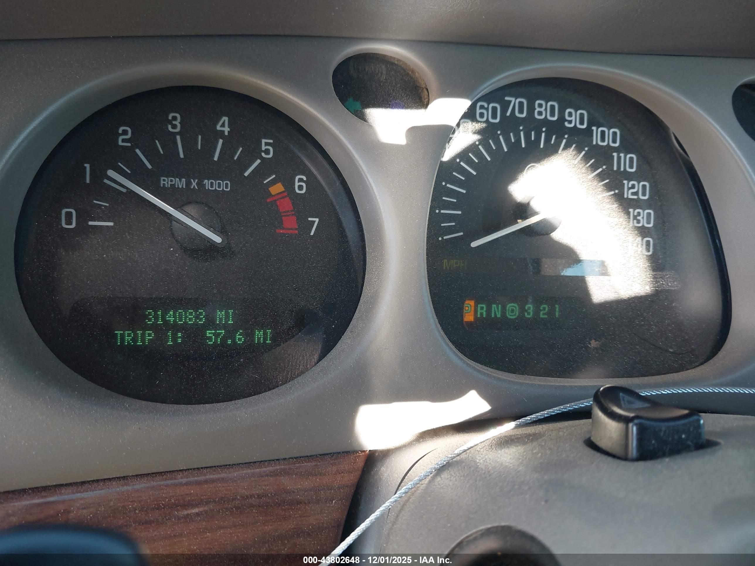 BUICK LESABRE image 7
