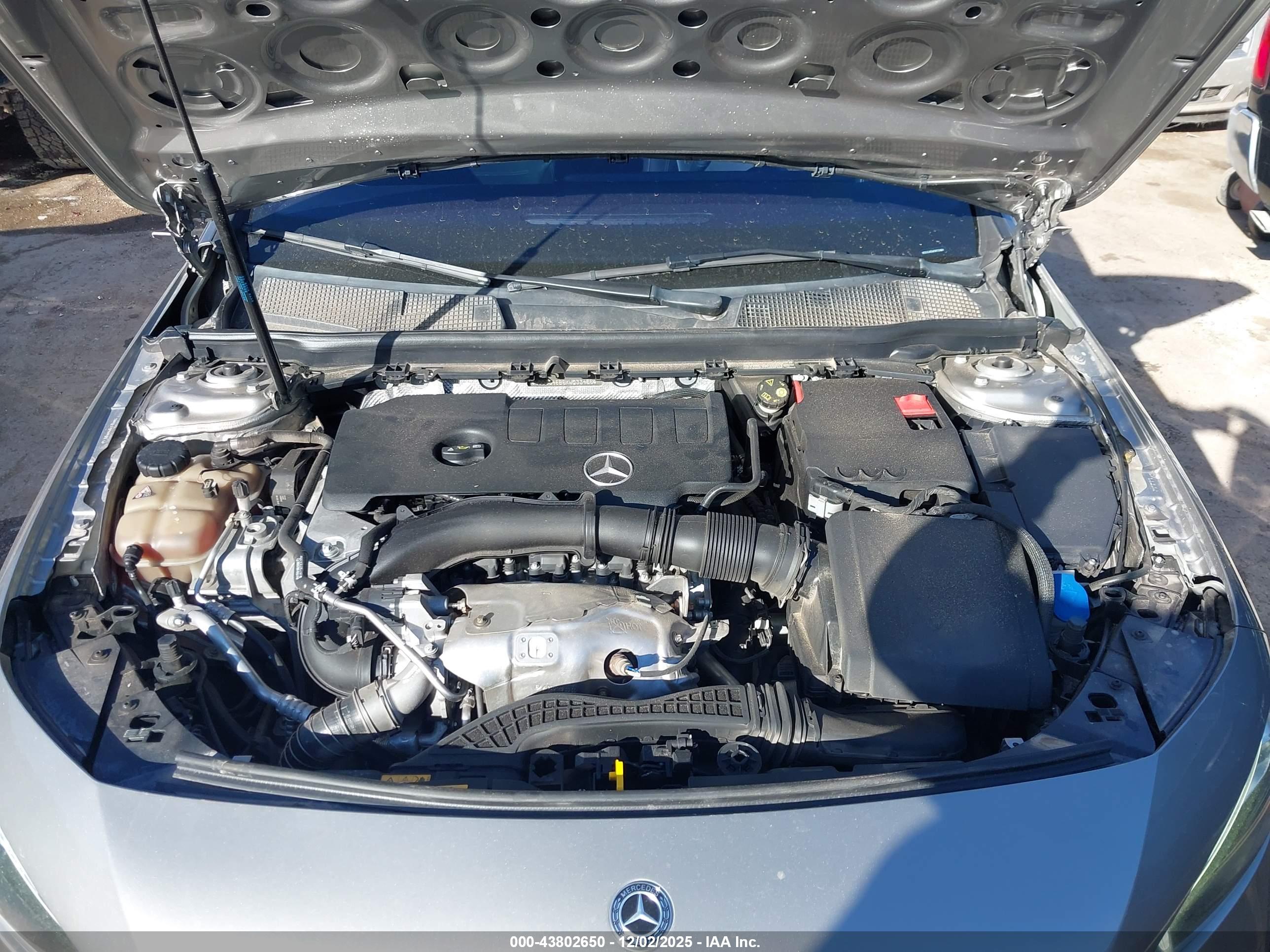 MERCEDES-BENZ A image 10
