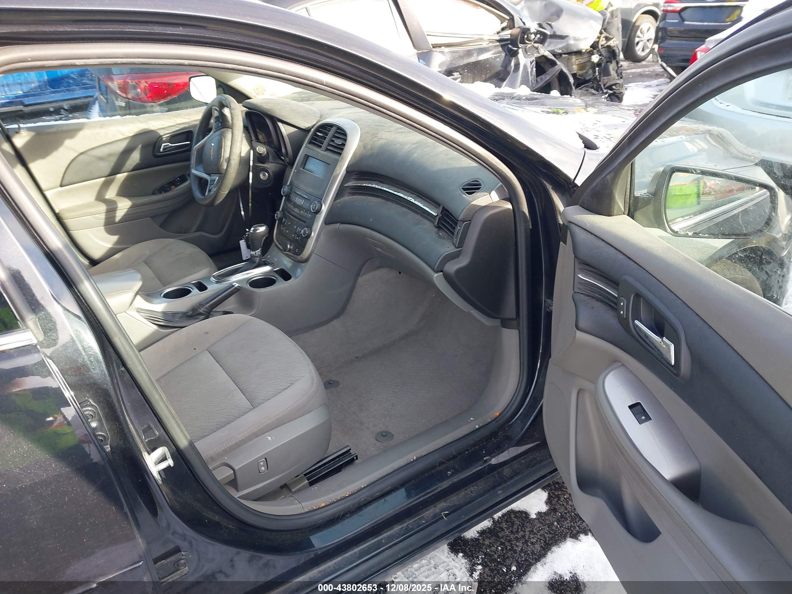 CHEVROLET MALIBU image 5