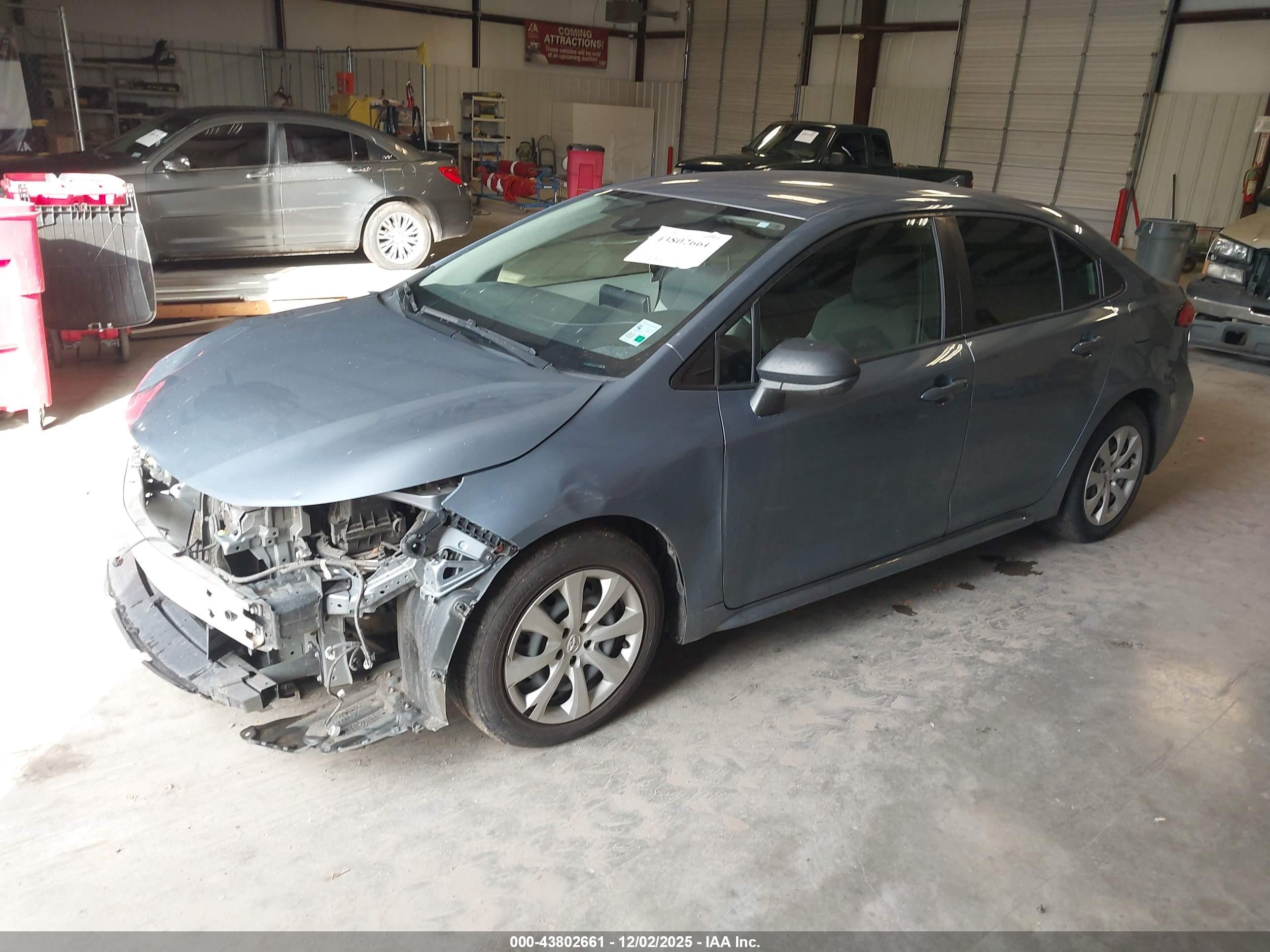 TOYOTA COROLLA image 2