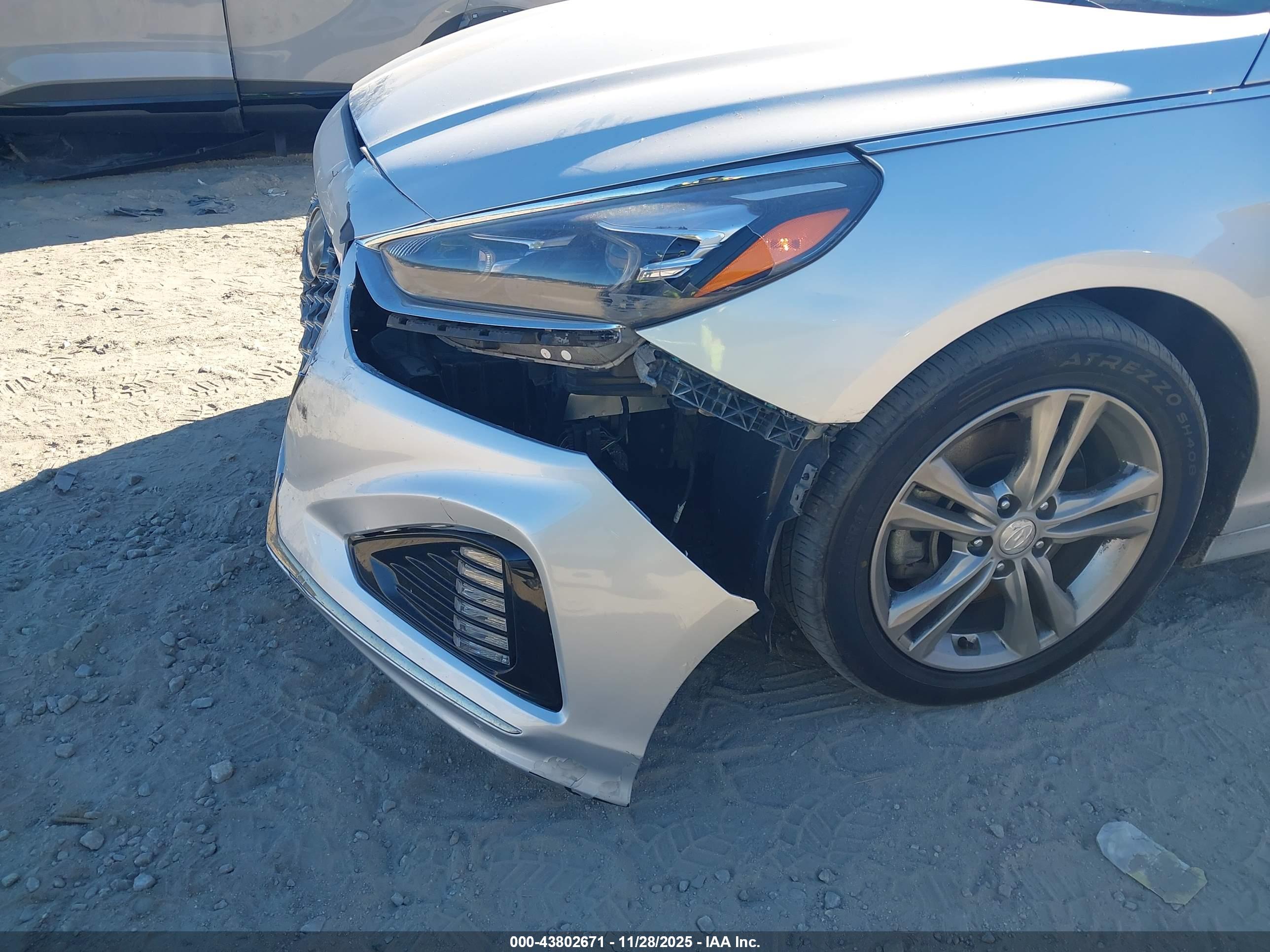 HYUNDAI SONATA image 6