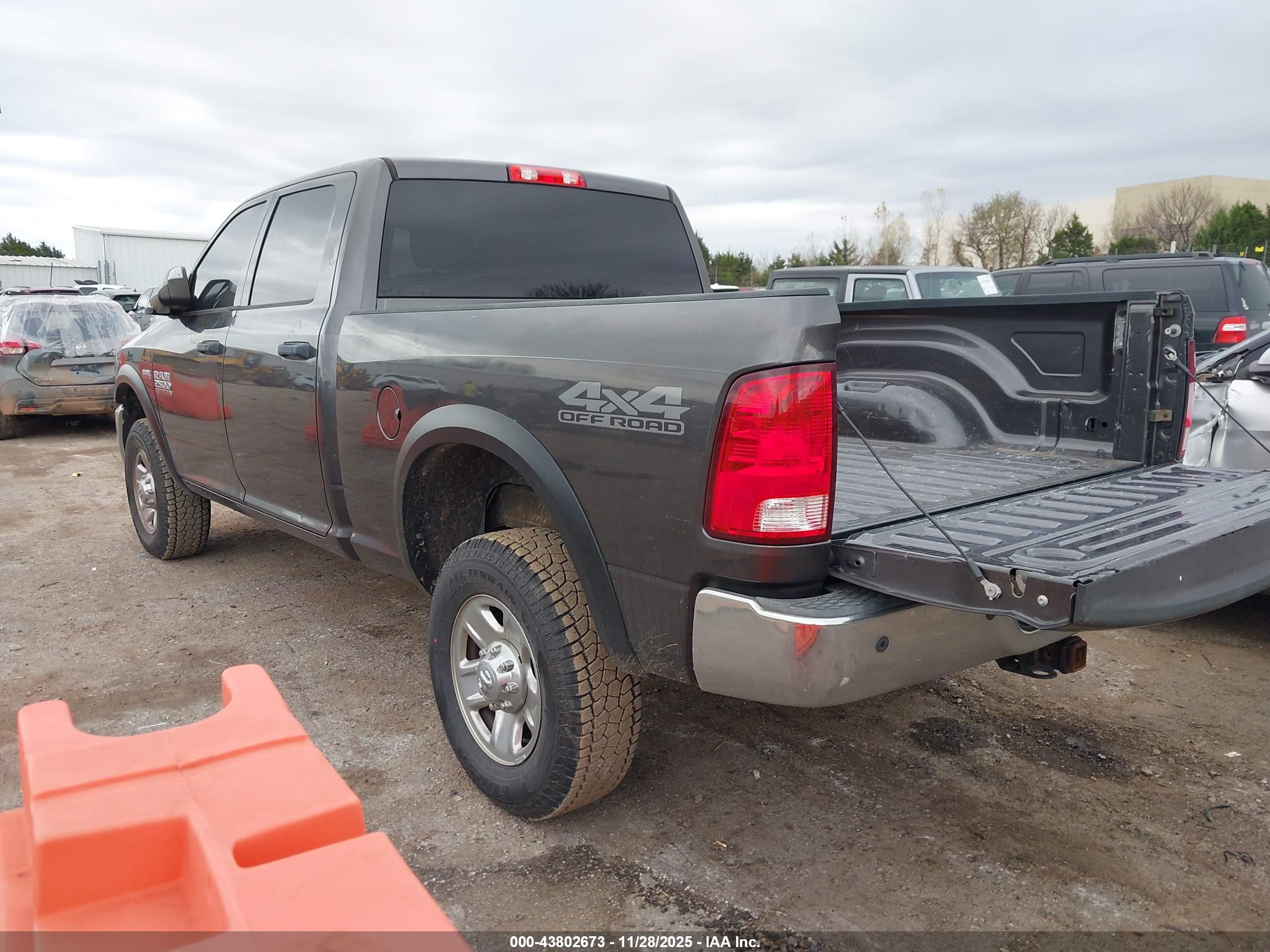 RAM 2500 image 3