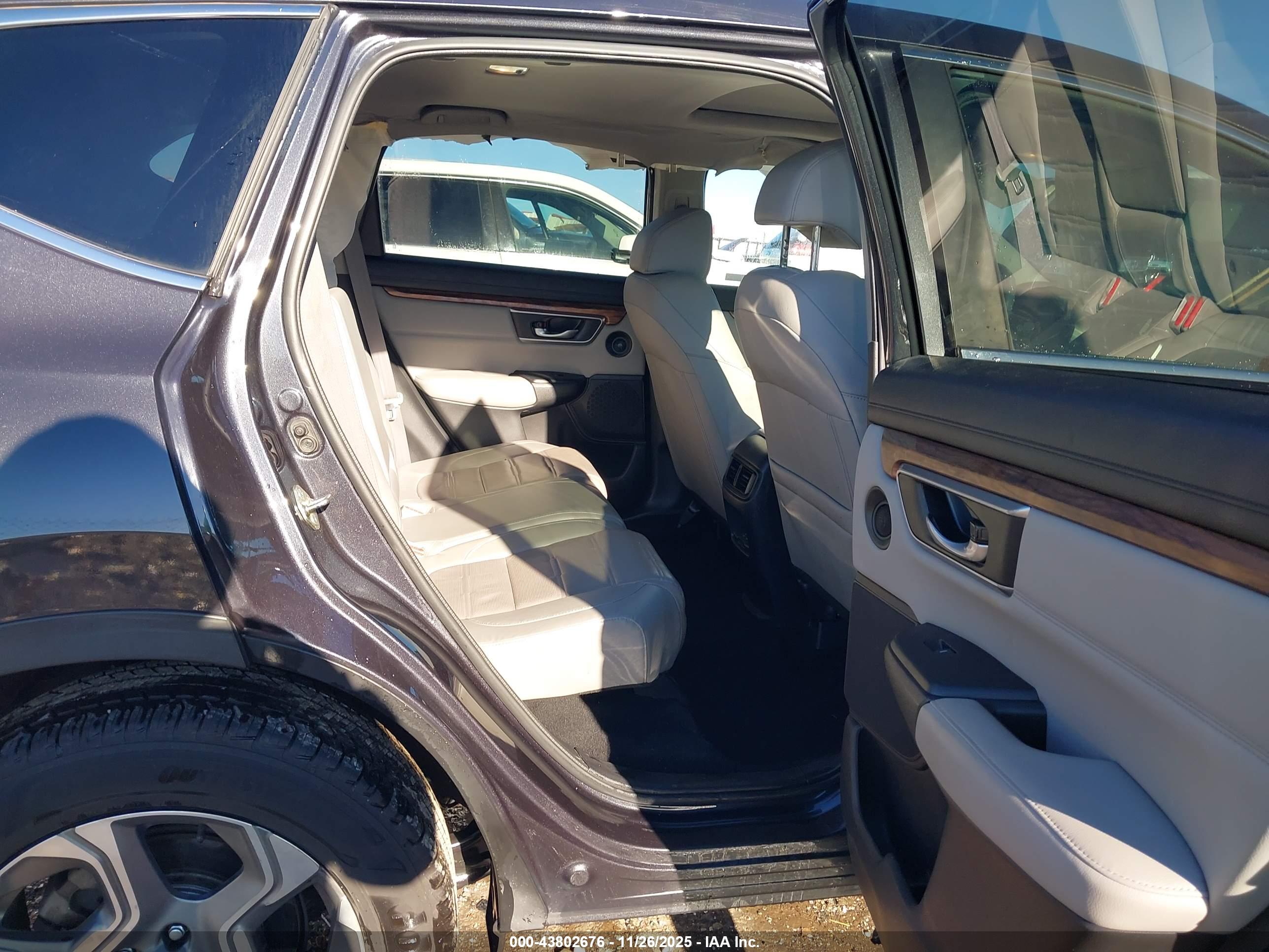 HONDA CR-V image 8