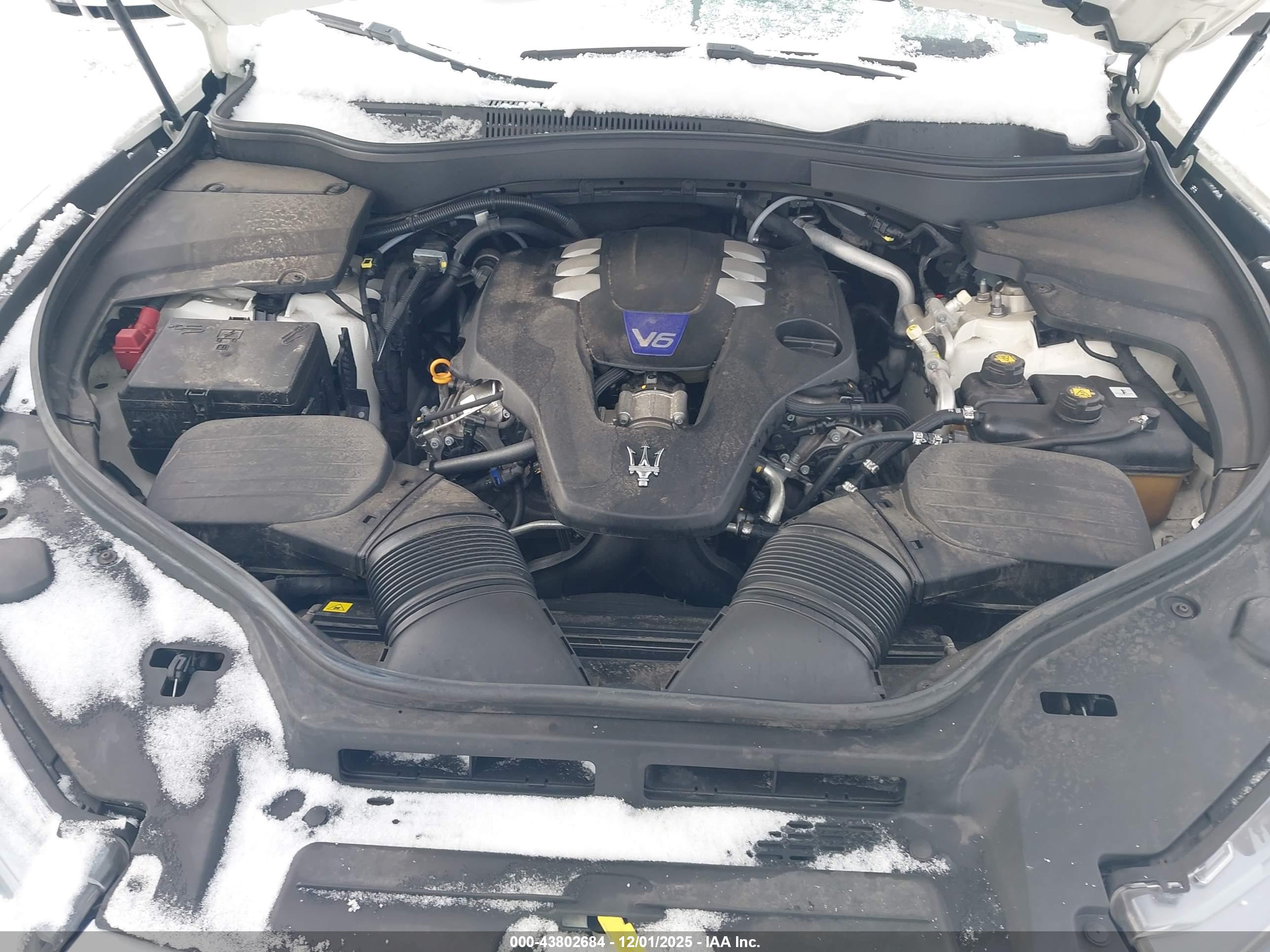 MASERATI LEVANTE image 10