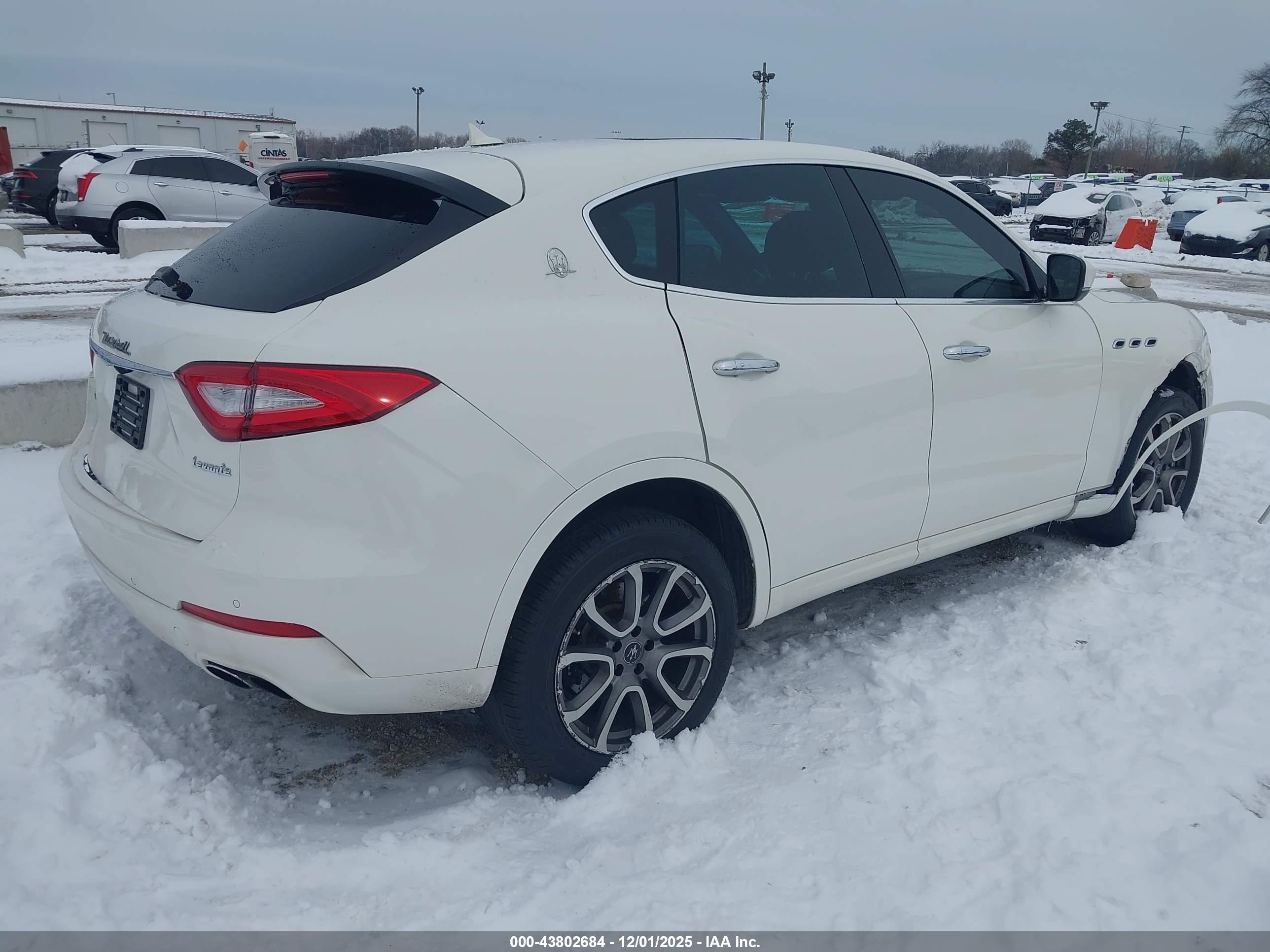 MASERATI LEVANTE image 4