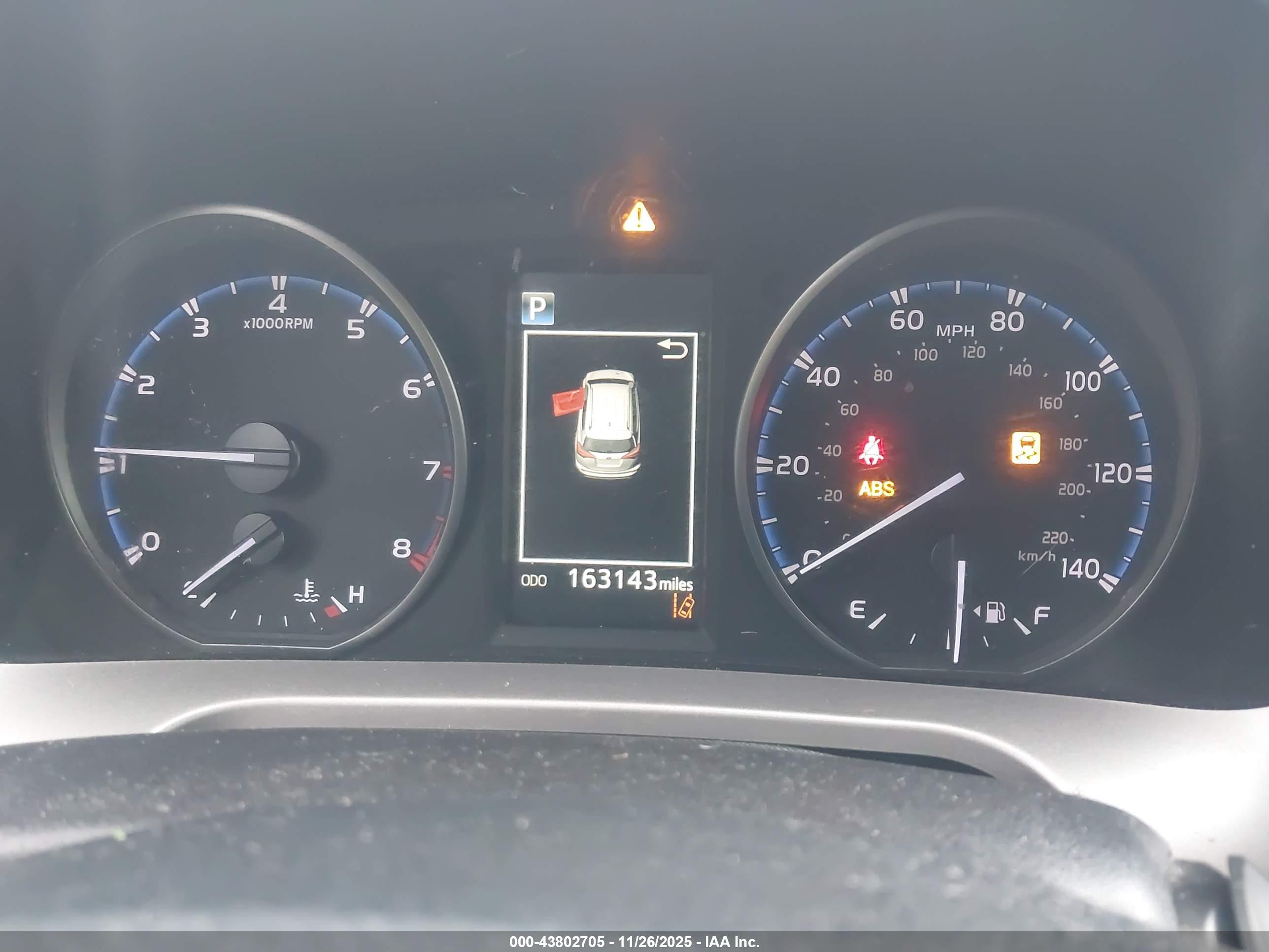 TOYOTA RAV4 image 7