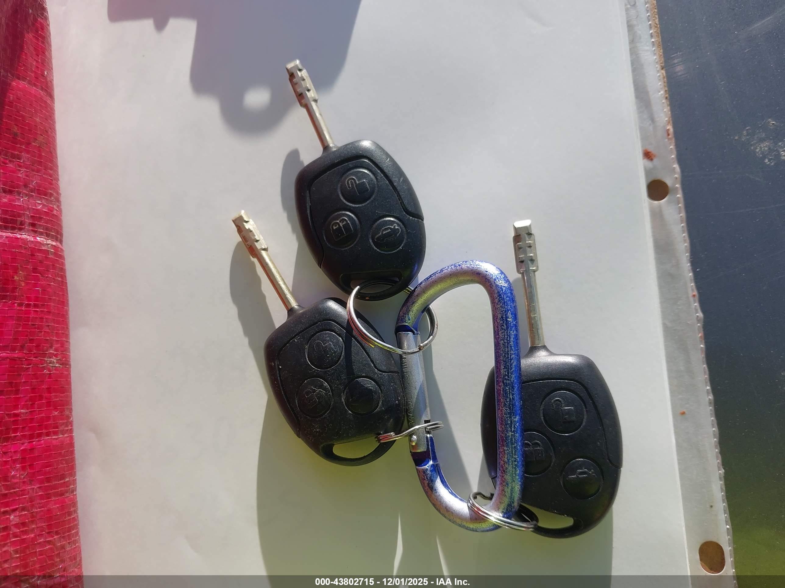 FORD TRANSIT image 11