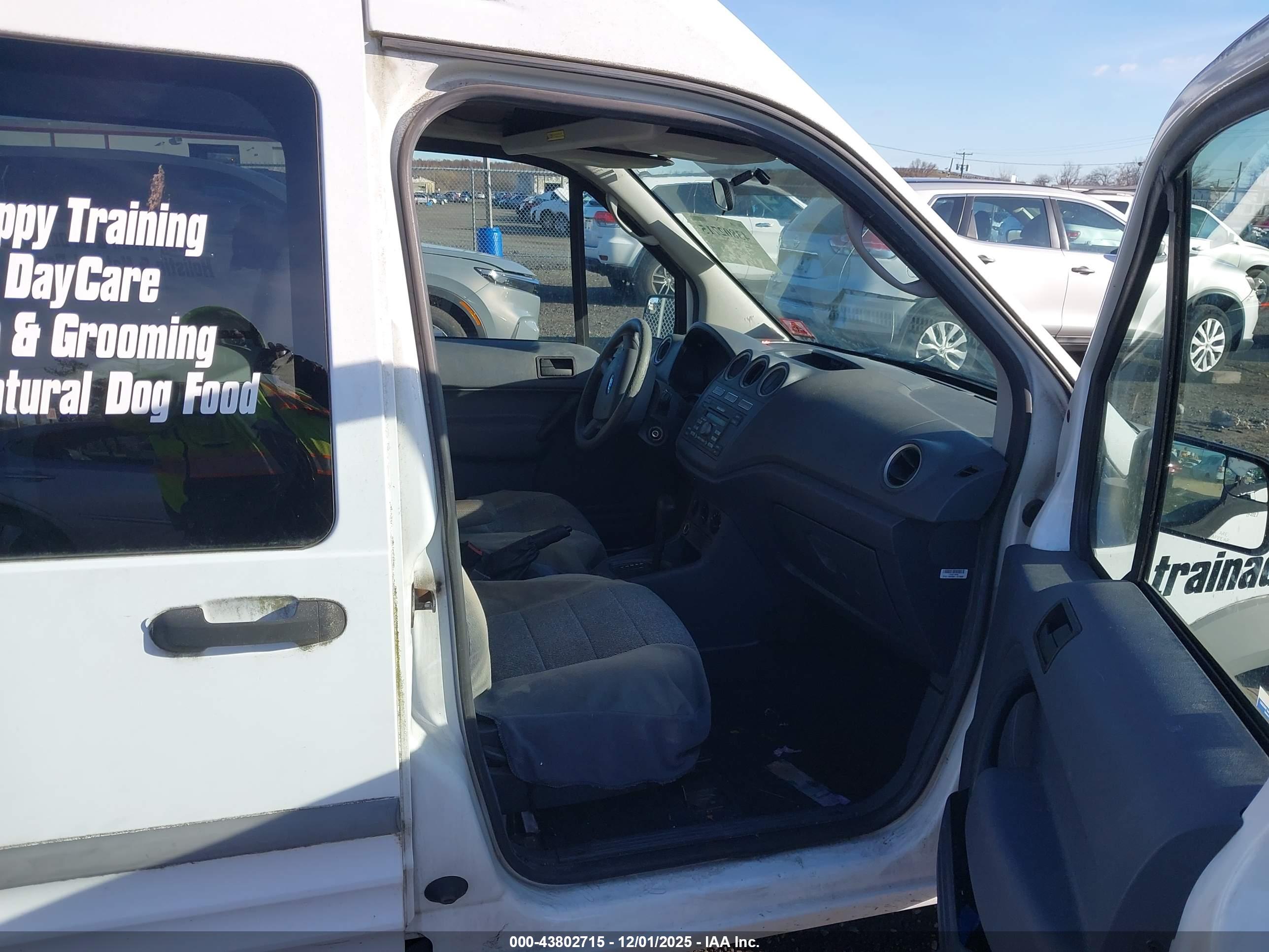 FORD TRANSIT image 5