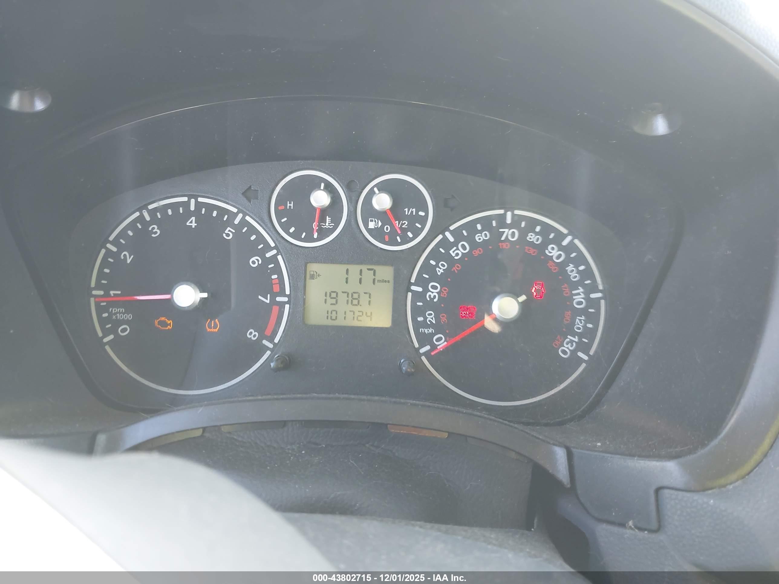 FORD TRANSIT image 7