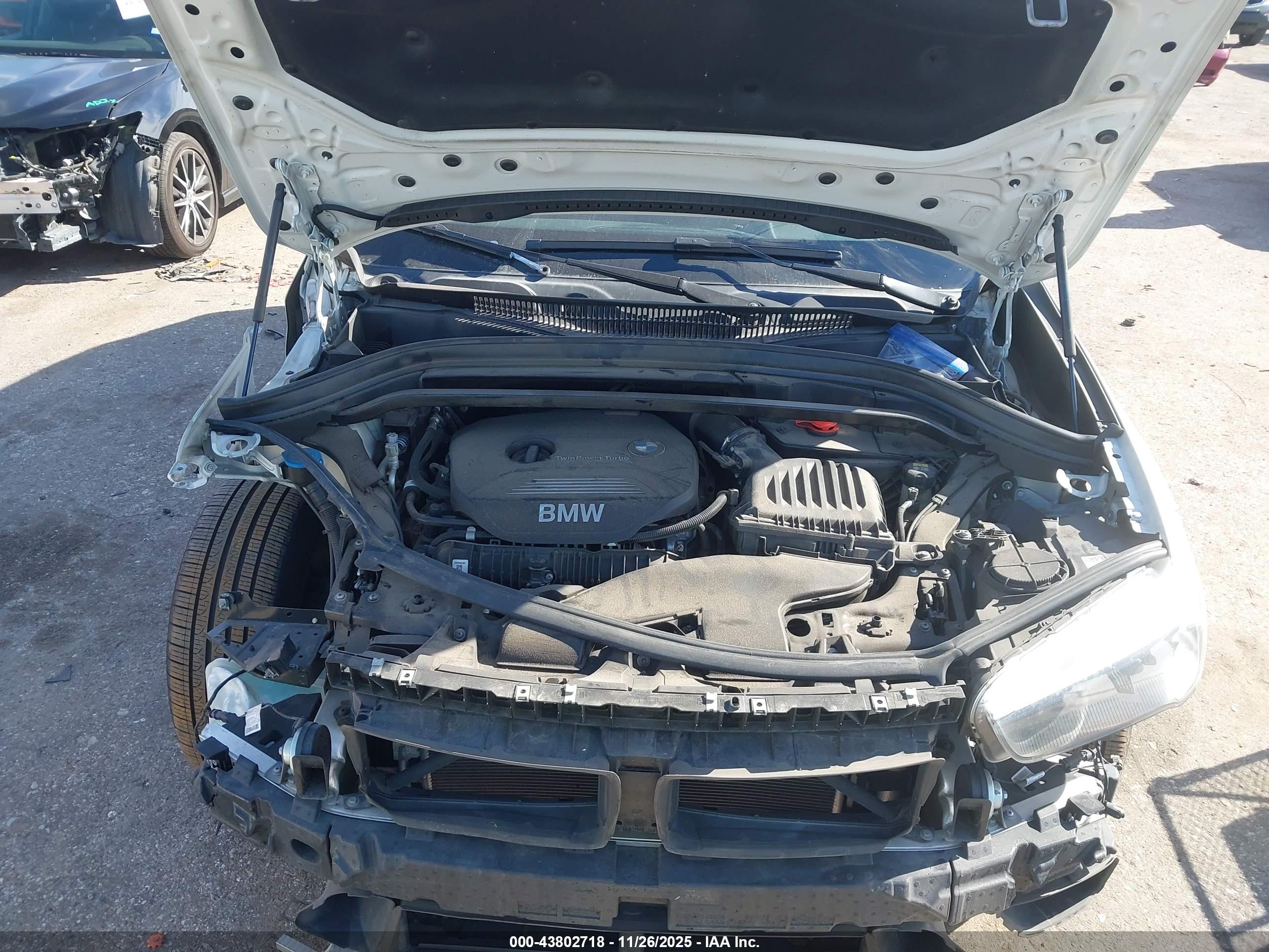BMW X1 image 10
