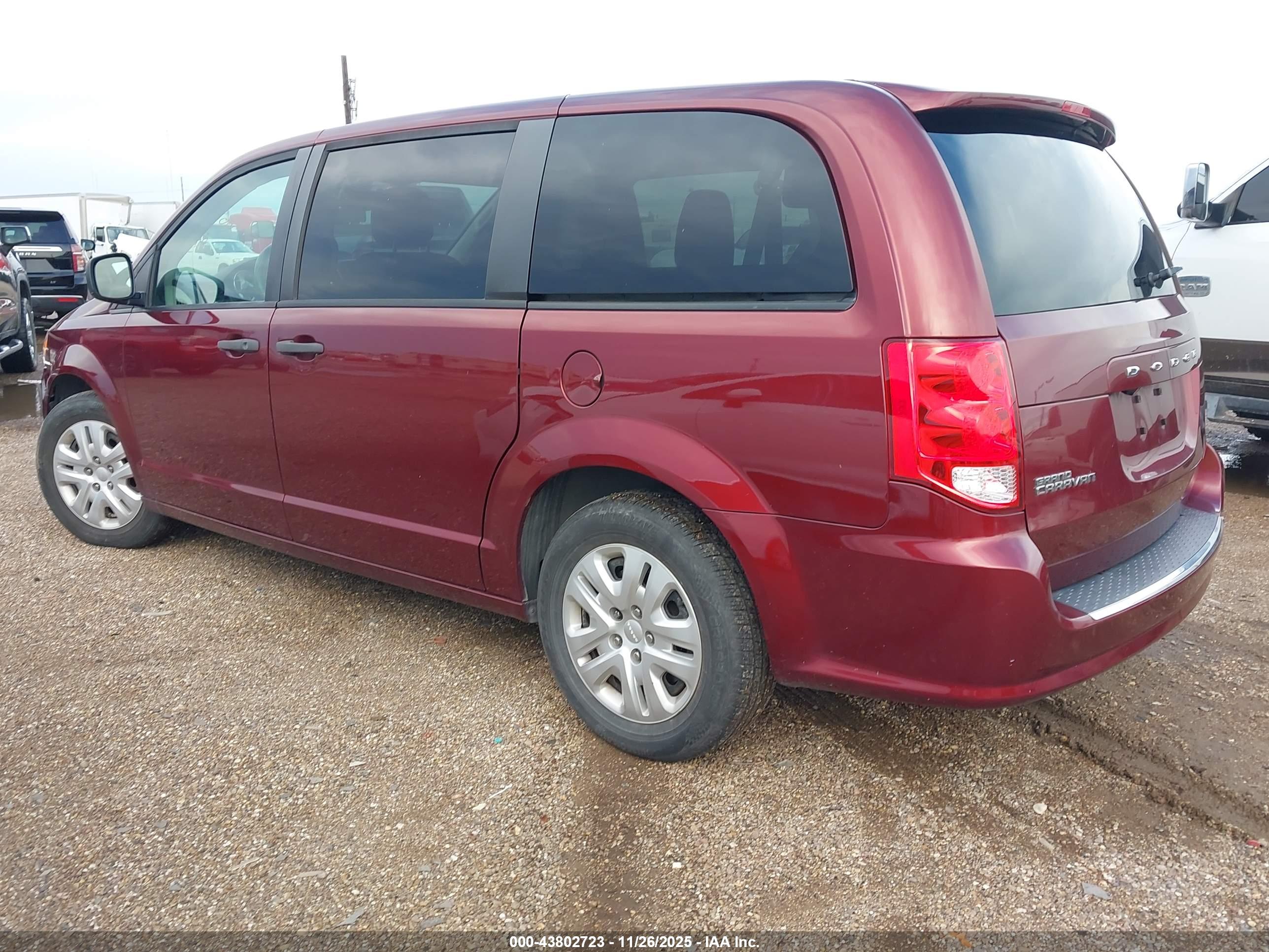 DODGE GRAND image 3