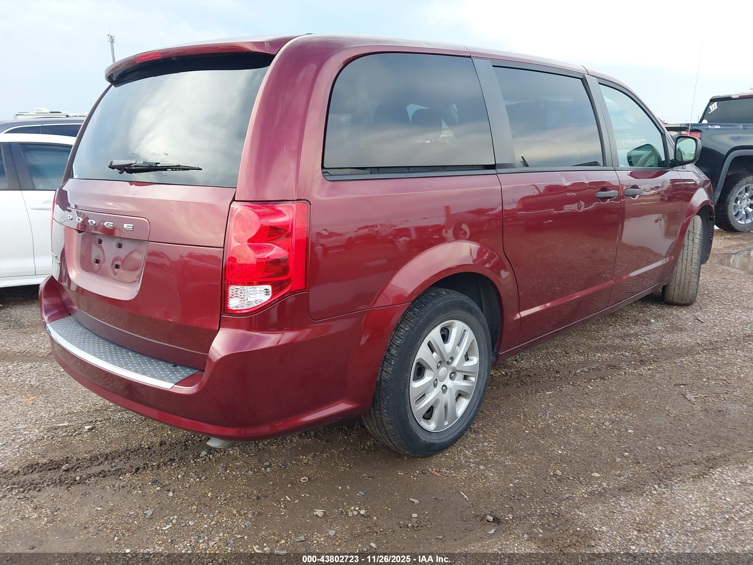 DODGE GRAND image 4